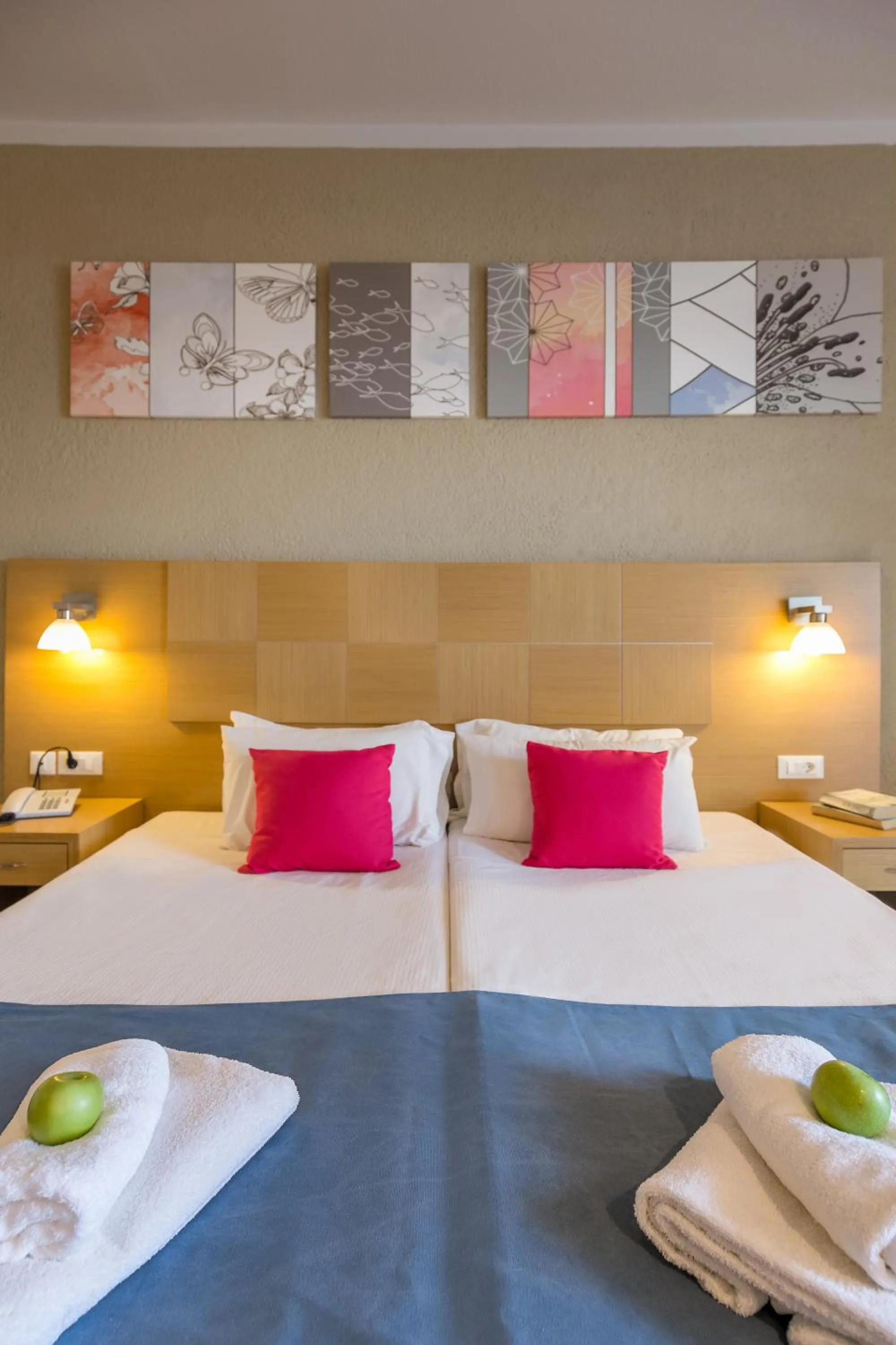 Decorative detail, Bed in Hotel Albatros