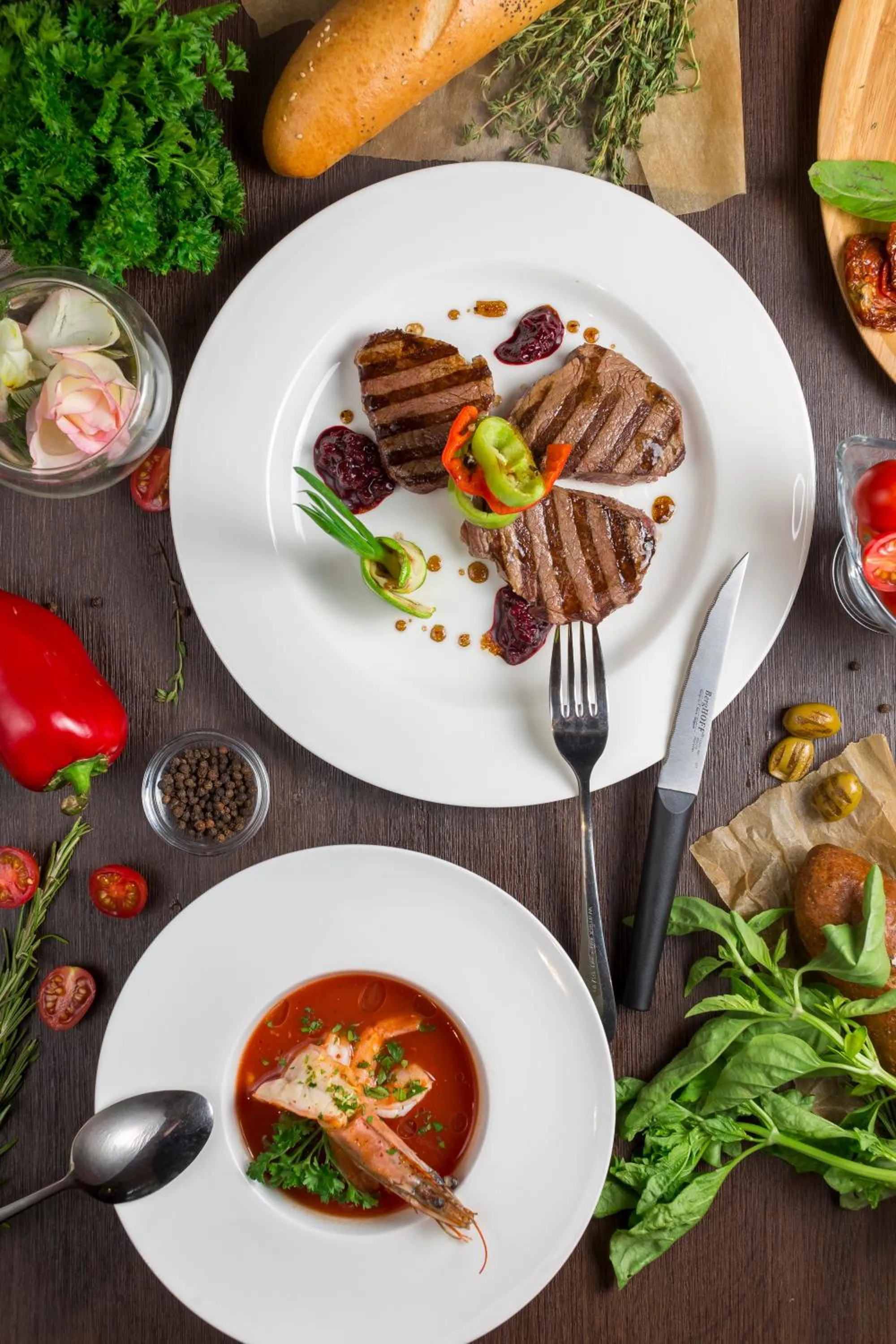 Restaurant/places to eat in B Hotel Bishkek