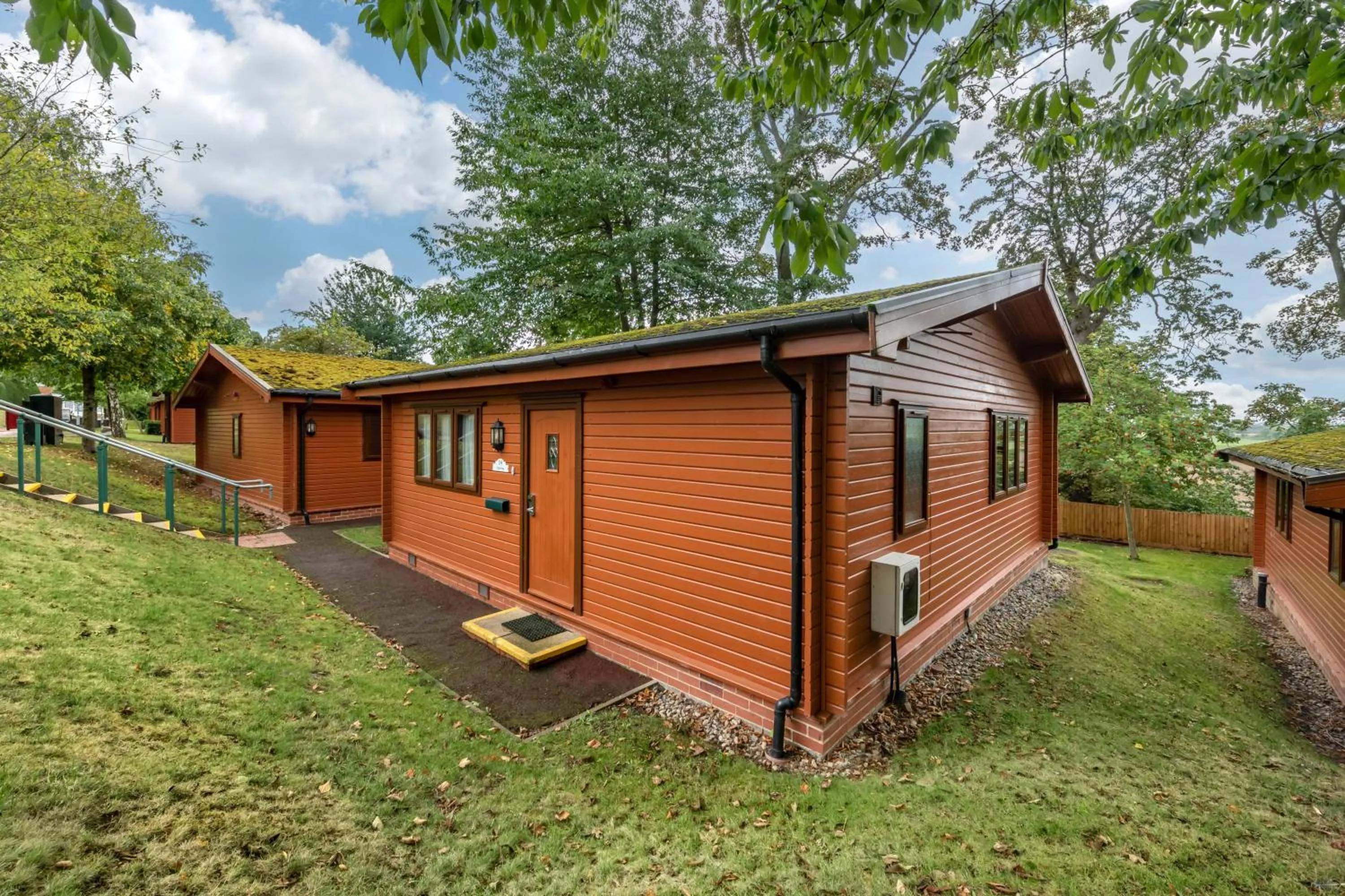 Property building in Wychnor Park Country Club