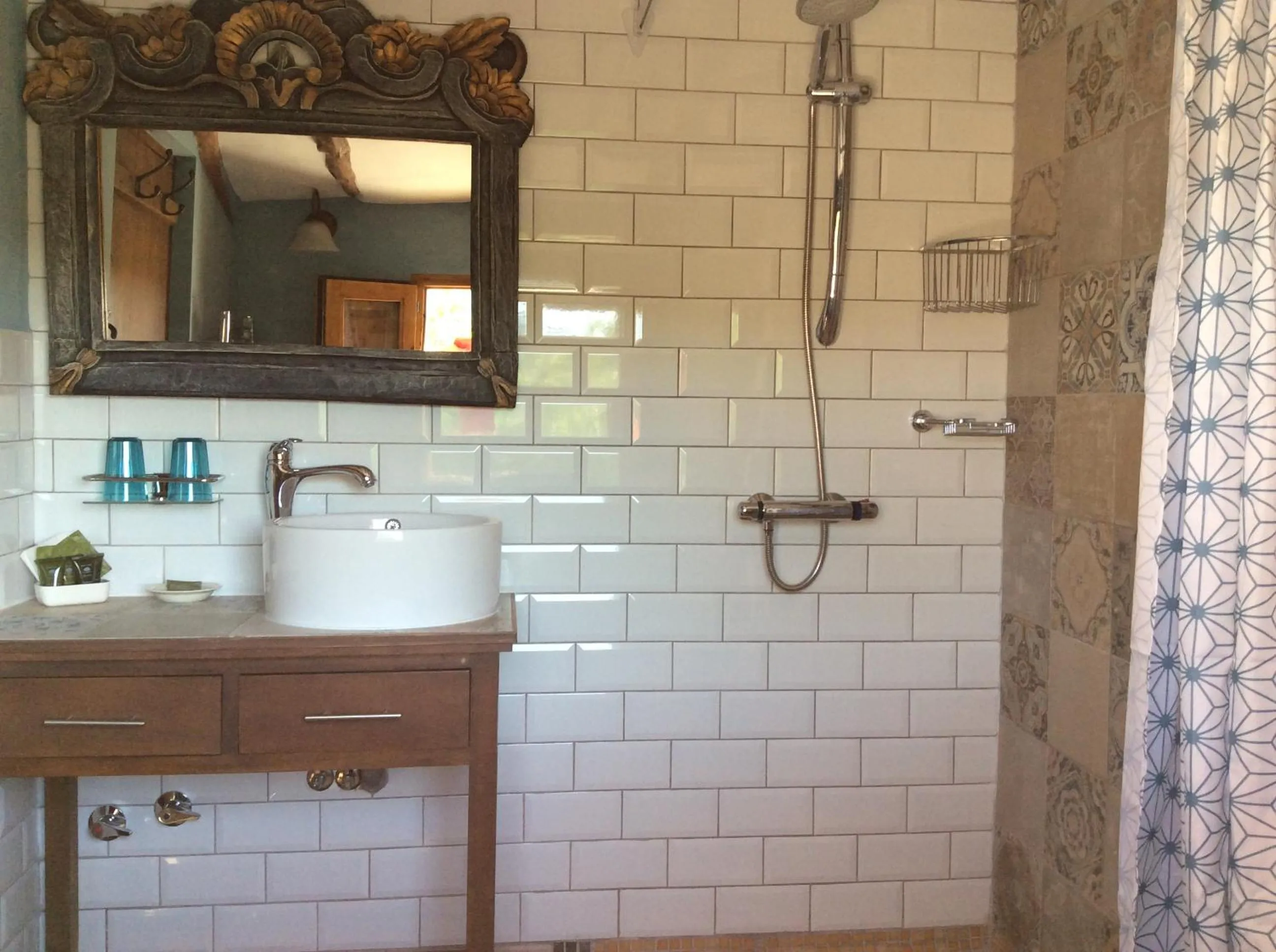 Shower in Los Cuatro Vientos B&B