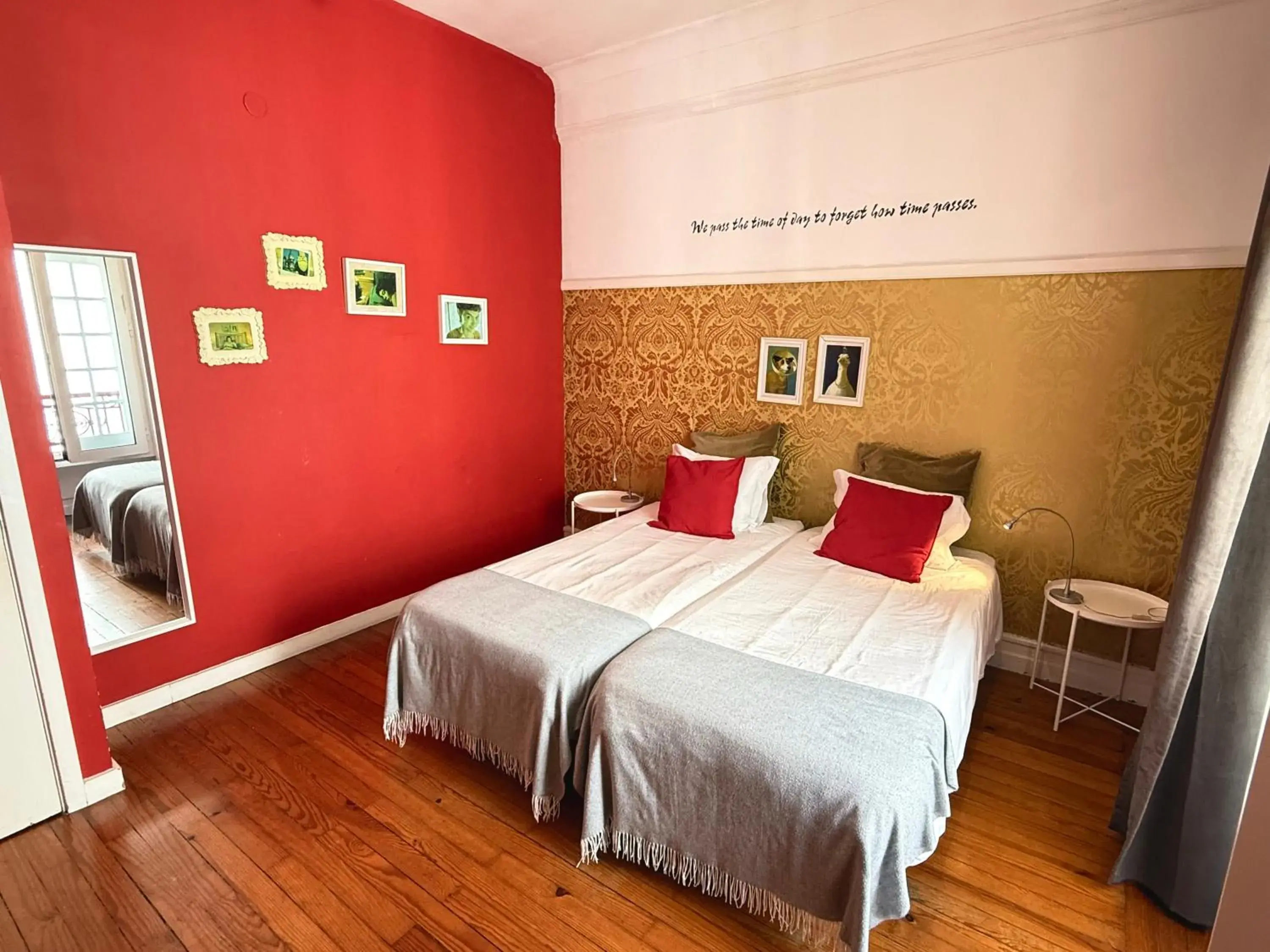 Twin Room with Shared Bathroom in Rivoli Cinema Hostel Twin Room with Shared Bathroom in Rivoli Cinema Hostel