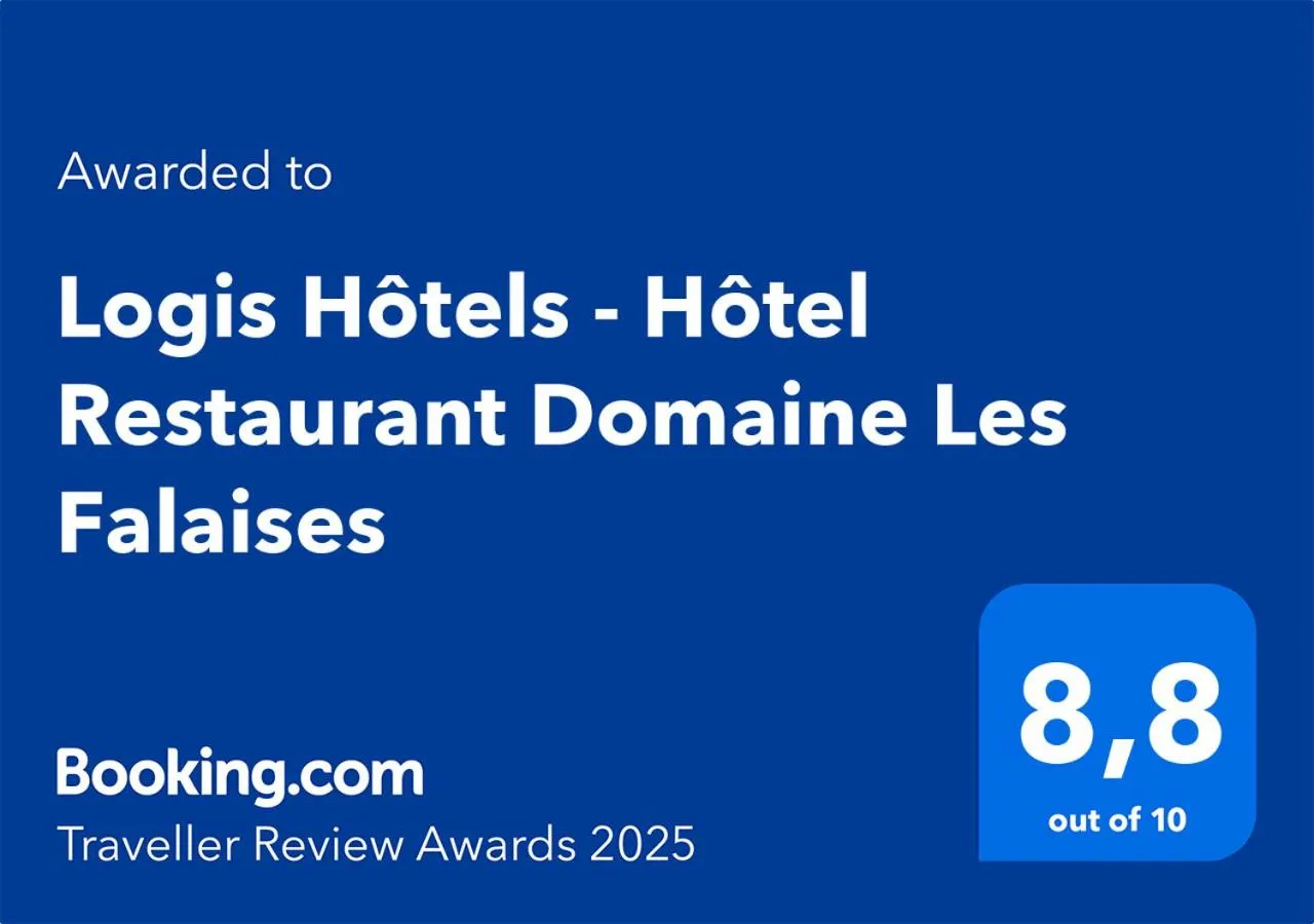 Property building in Logis Hôtels - Hôtel Restaurant Domaine Les Falaises