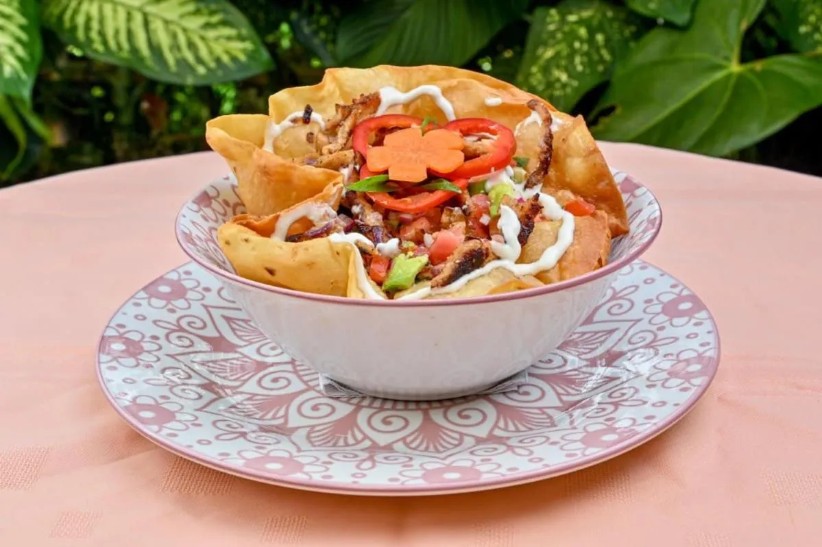 Lands in Love Hotel and Resort