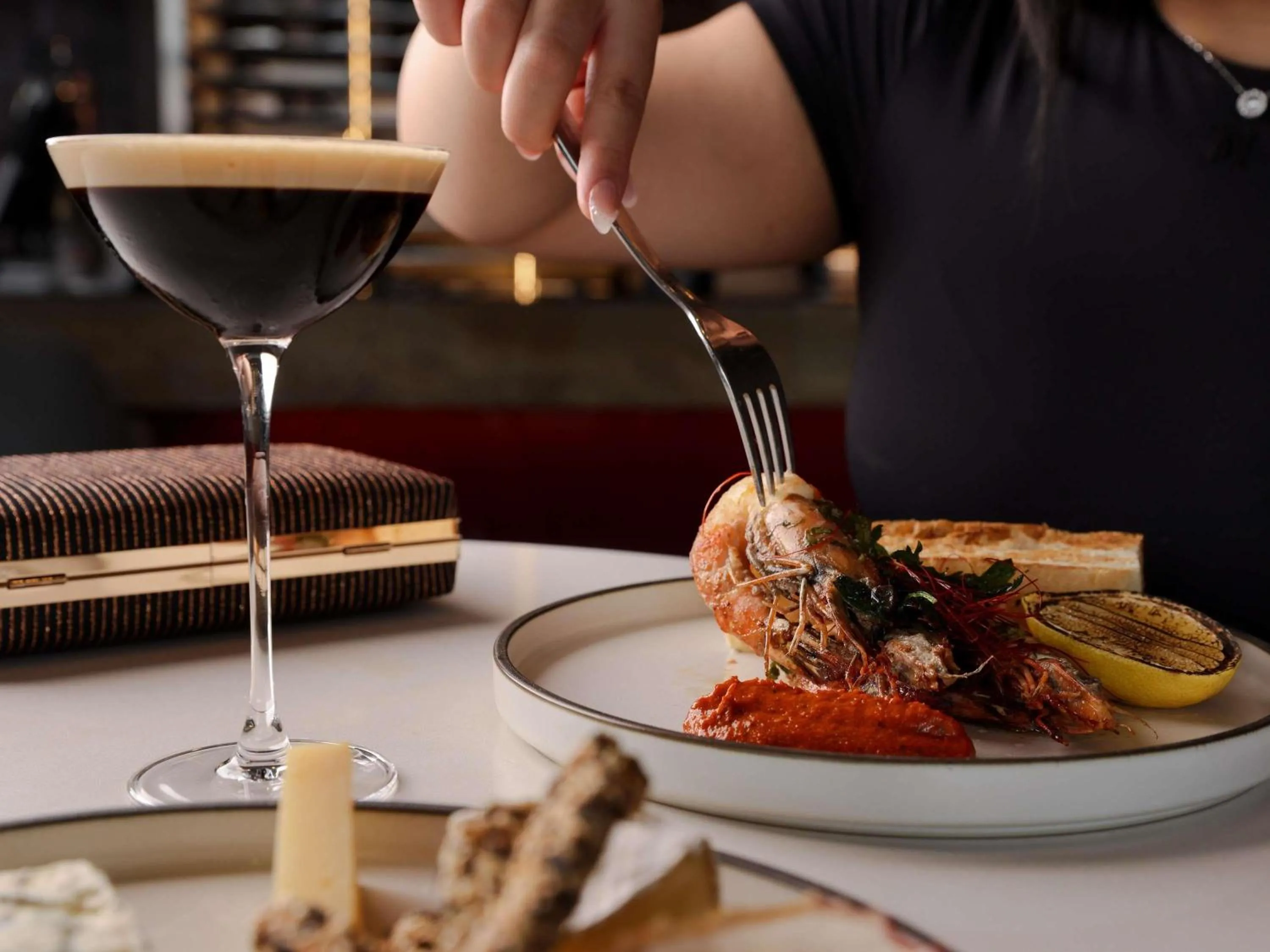 Lounge or bar in Pullman Sydney Olympic Park