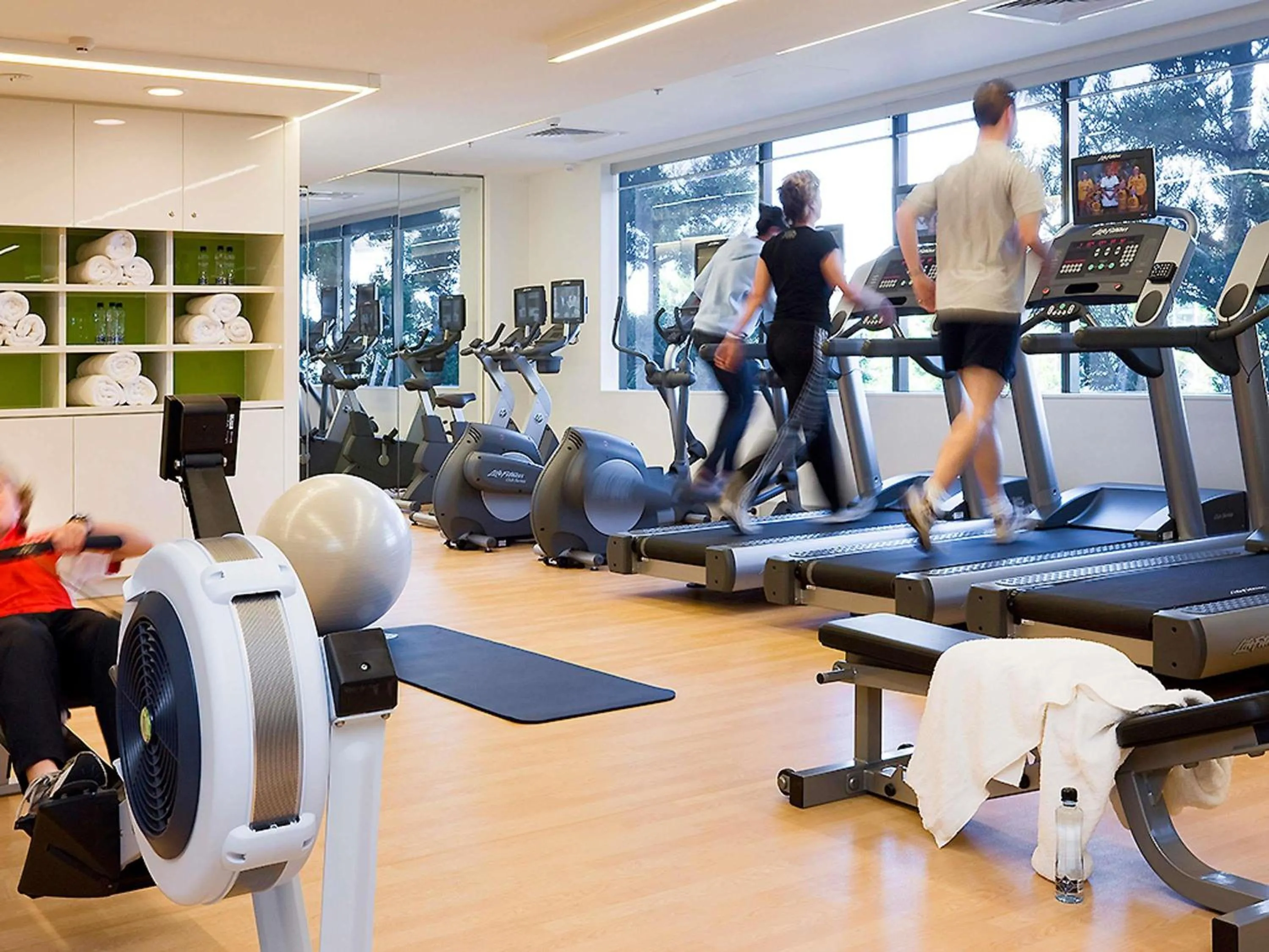 Fitness centre/facilities in Pullman Sydney Olympic Park