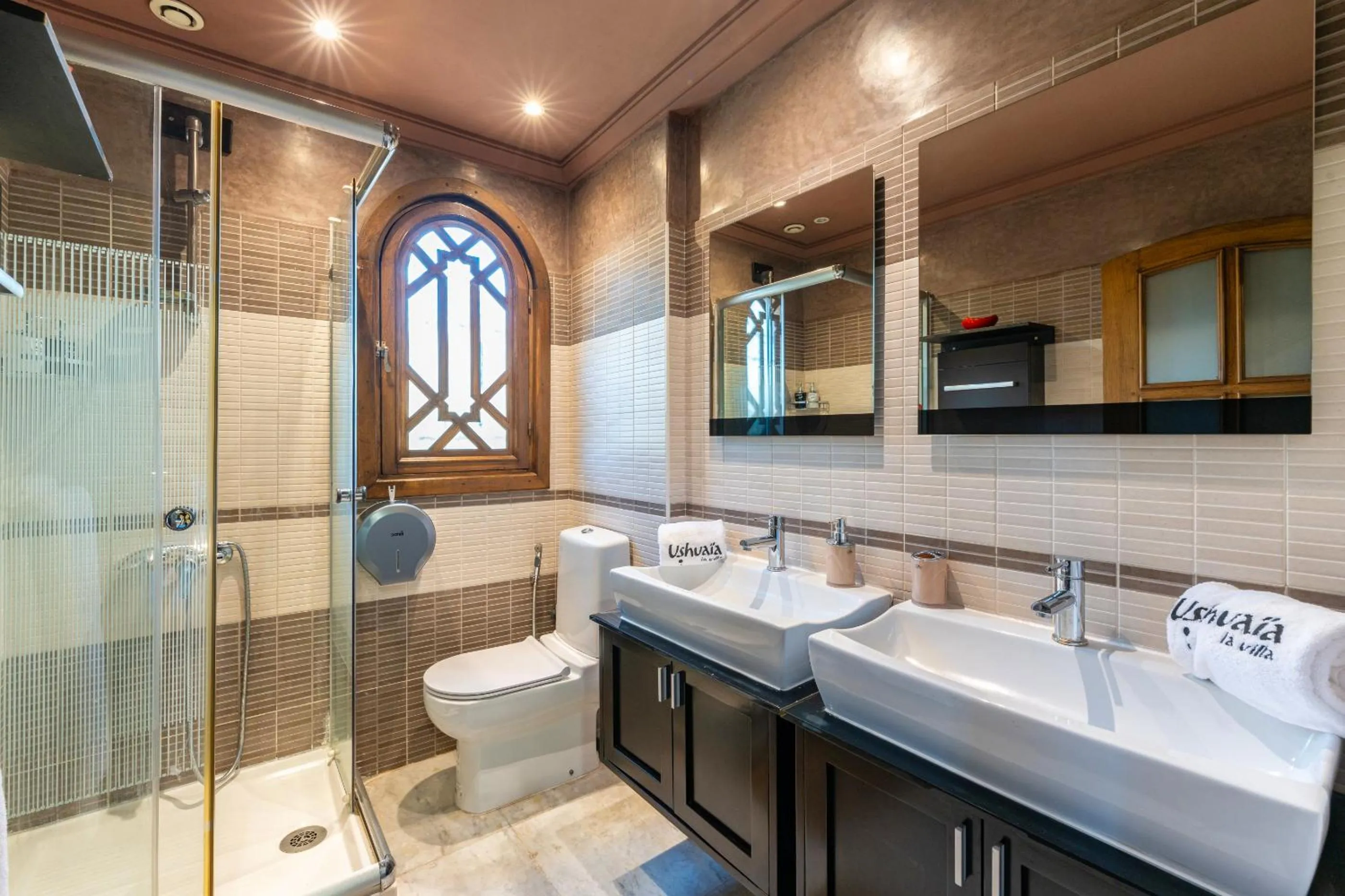 Shower in Riad Ushuaia La Villa - Centre Marrakech