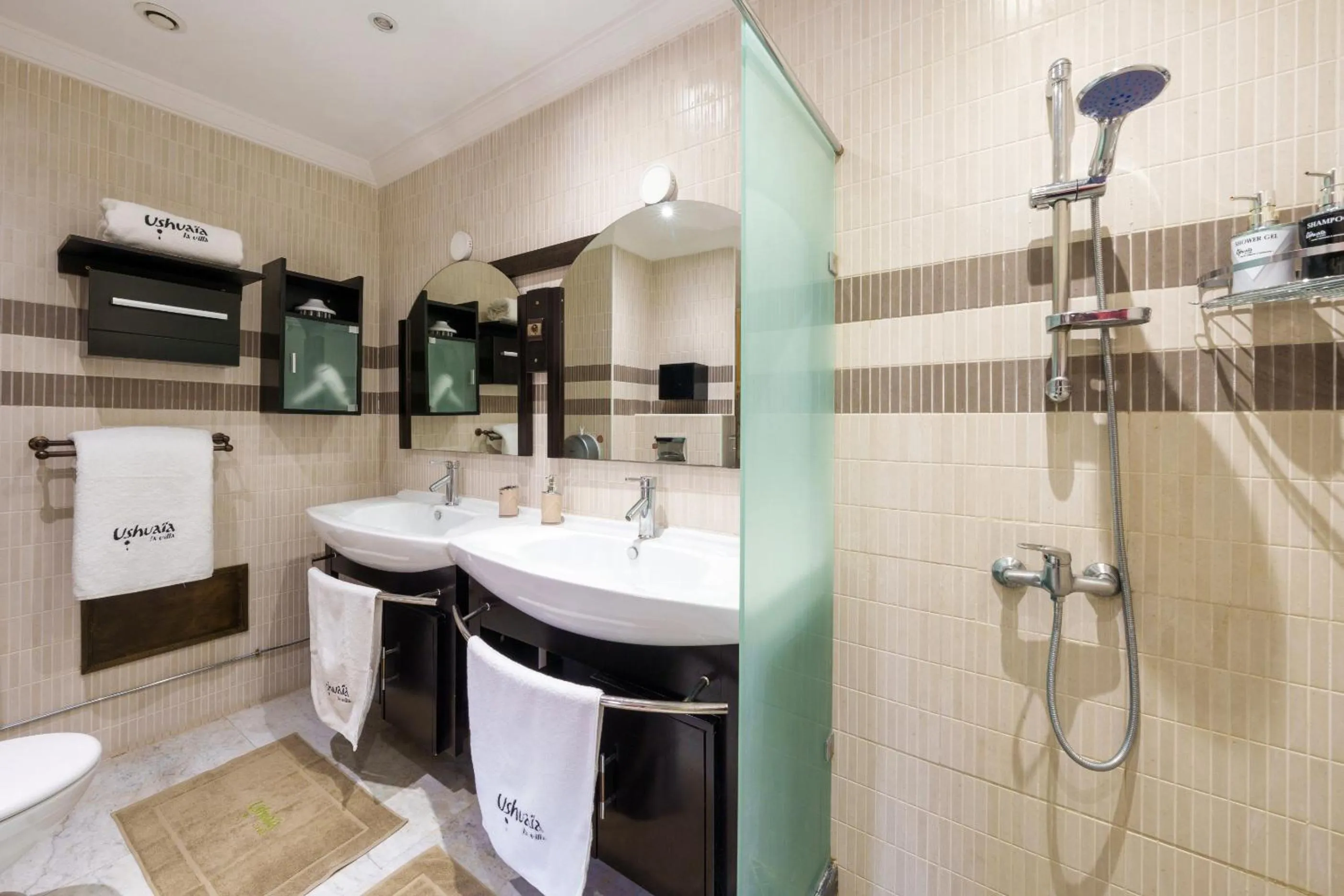 Shower in Riad Ushuaia La Villa - Centre Marrakech