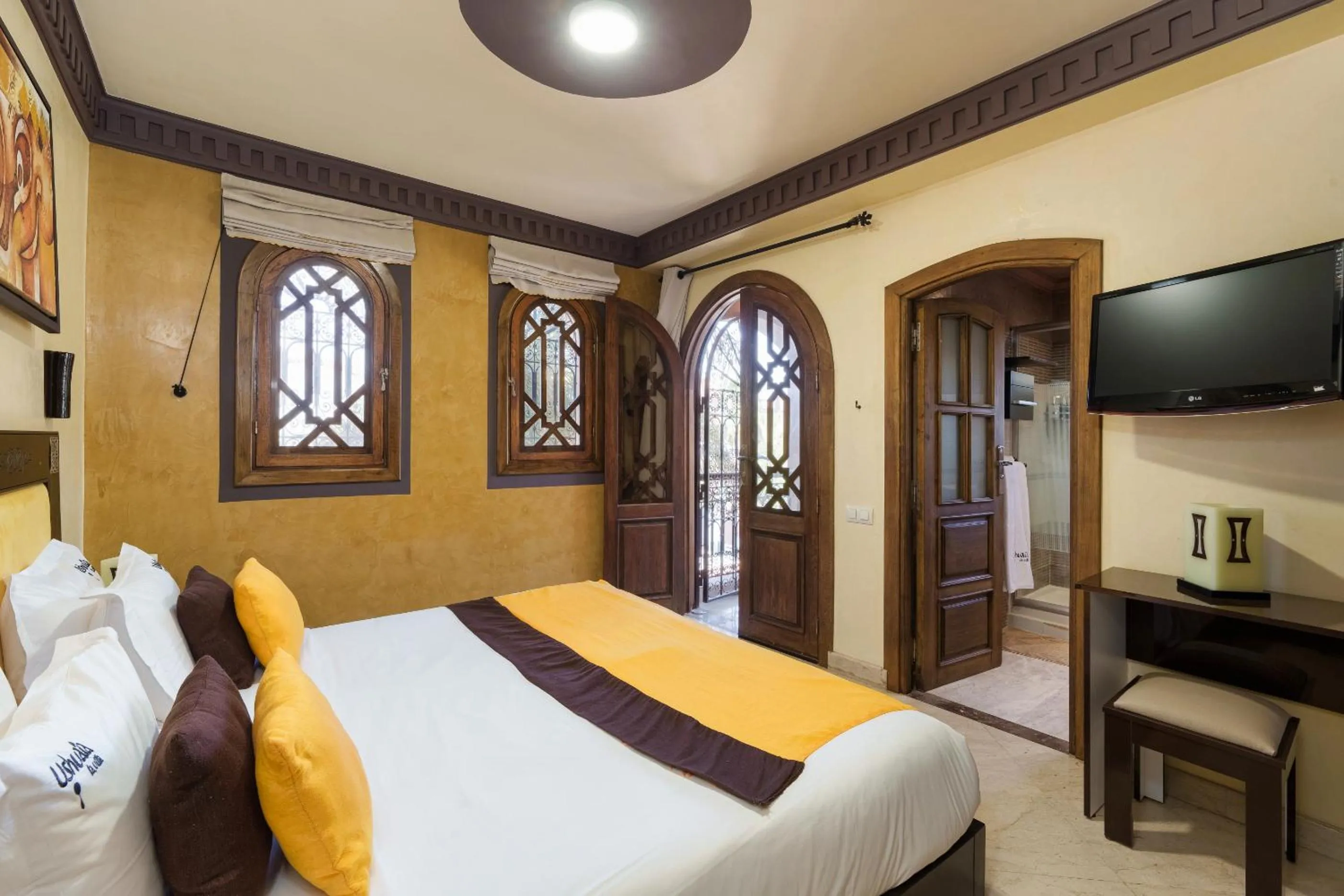 Bed in Riad Ushuaia La Villa - Centre Marrakech