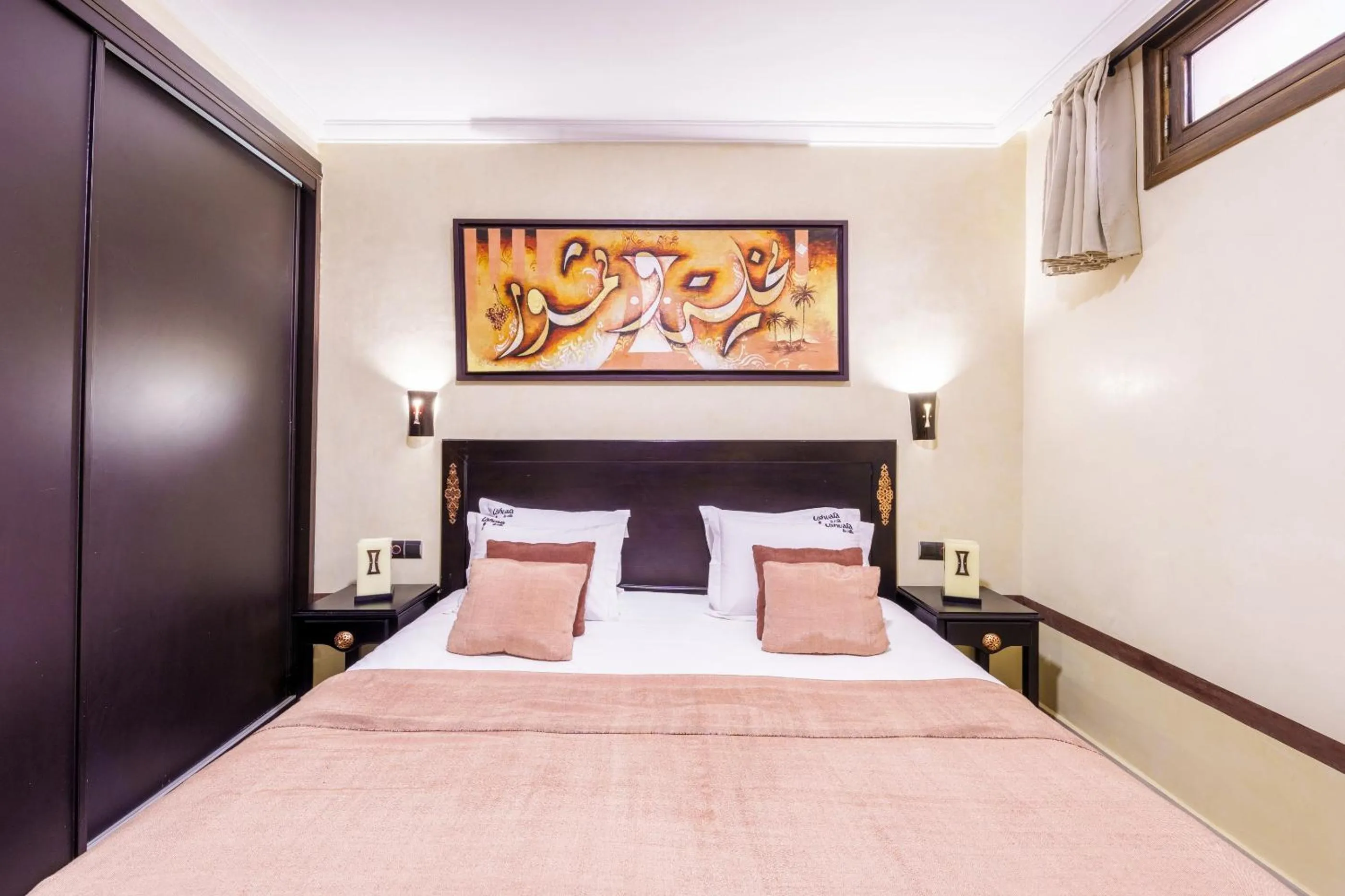 Bed in Riad Ushuaia La Villa - Centre Marrakech