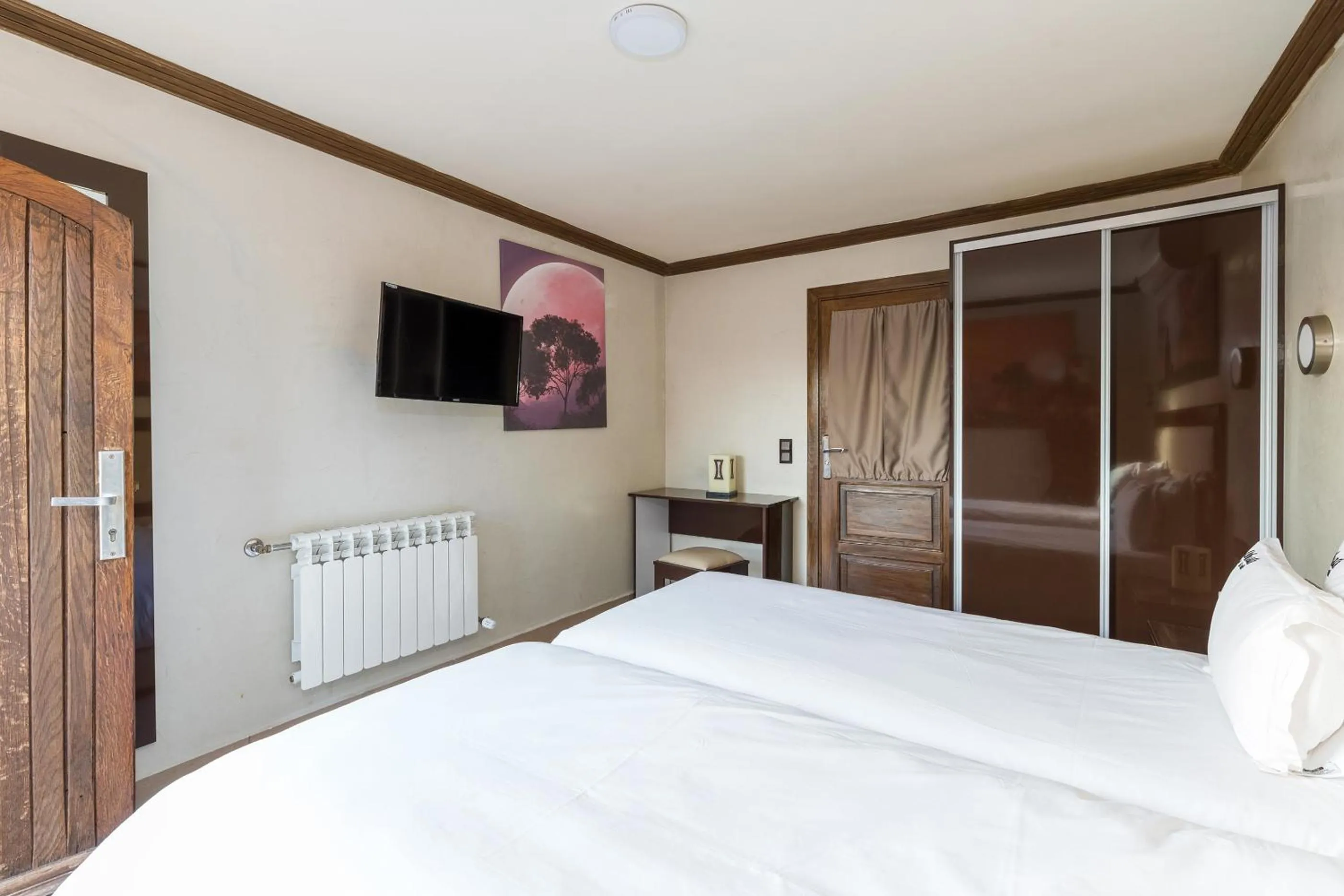 Bed in Riad Ushuaia La Villa - Centre Marrakech