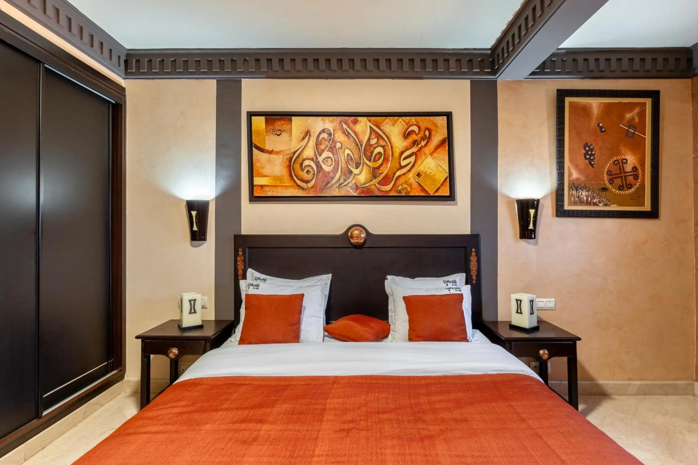 Bed in Riad Ushuaia La Villa - Centre Marrakech