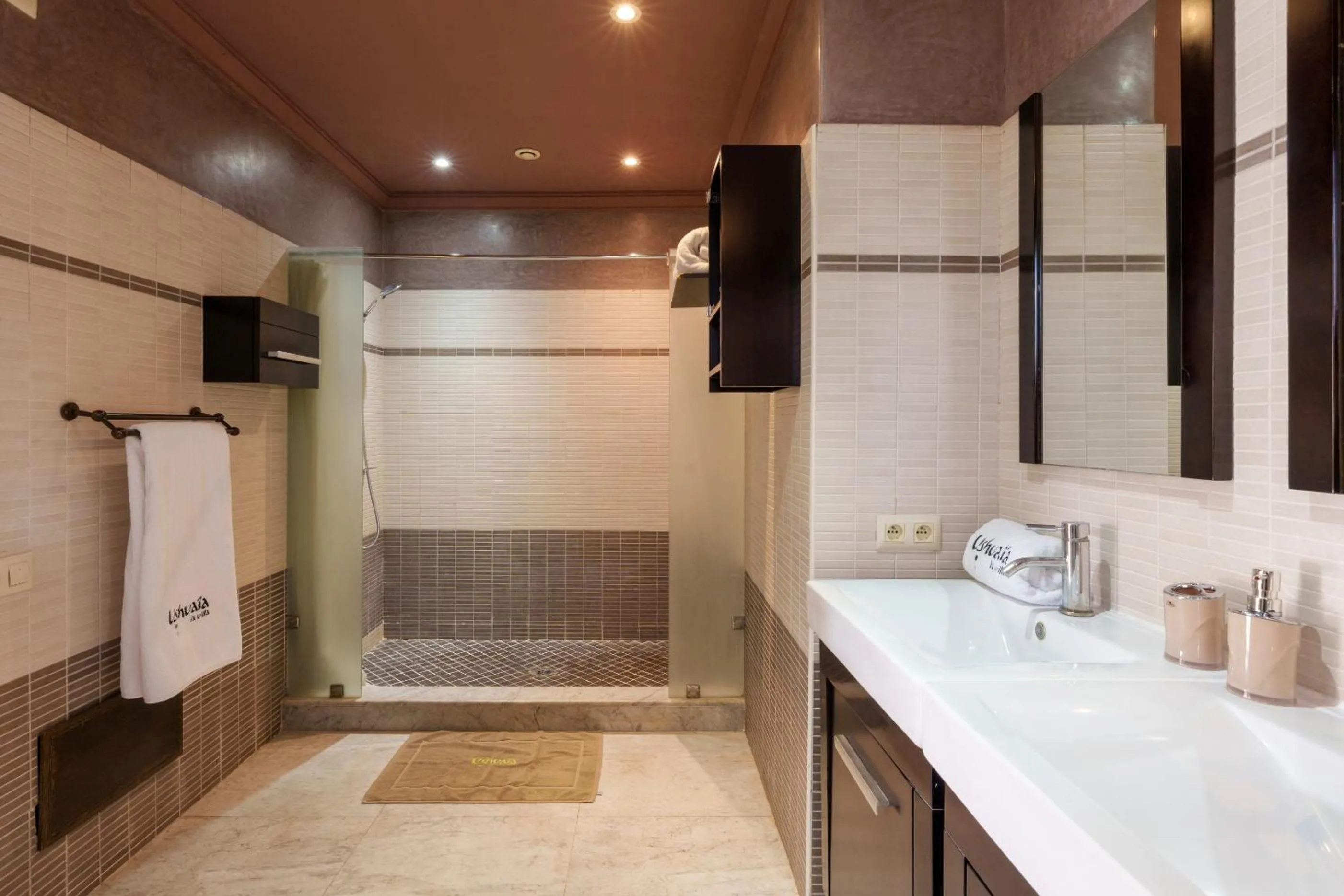 Bathroom in Riad Ushuaia La Villa - Centre Marrakech