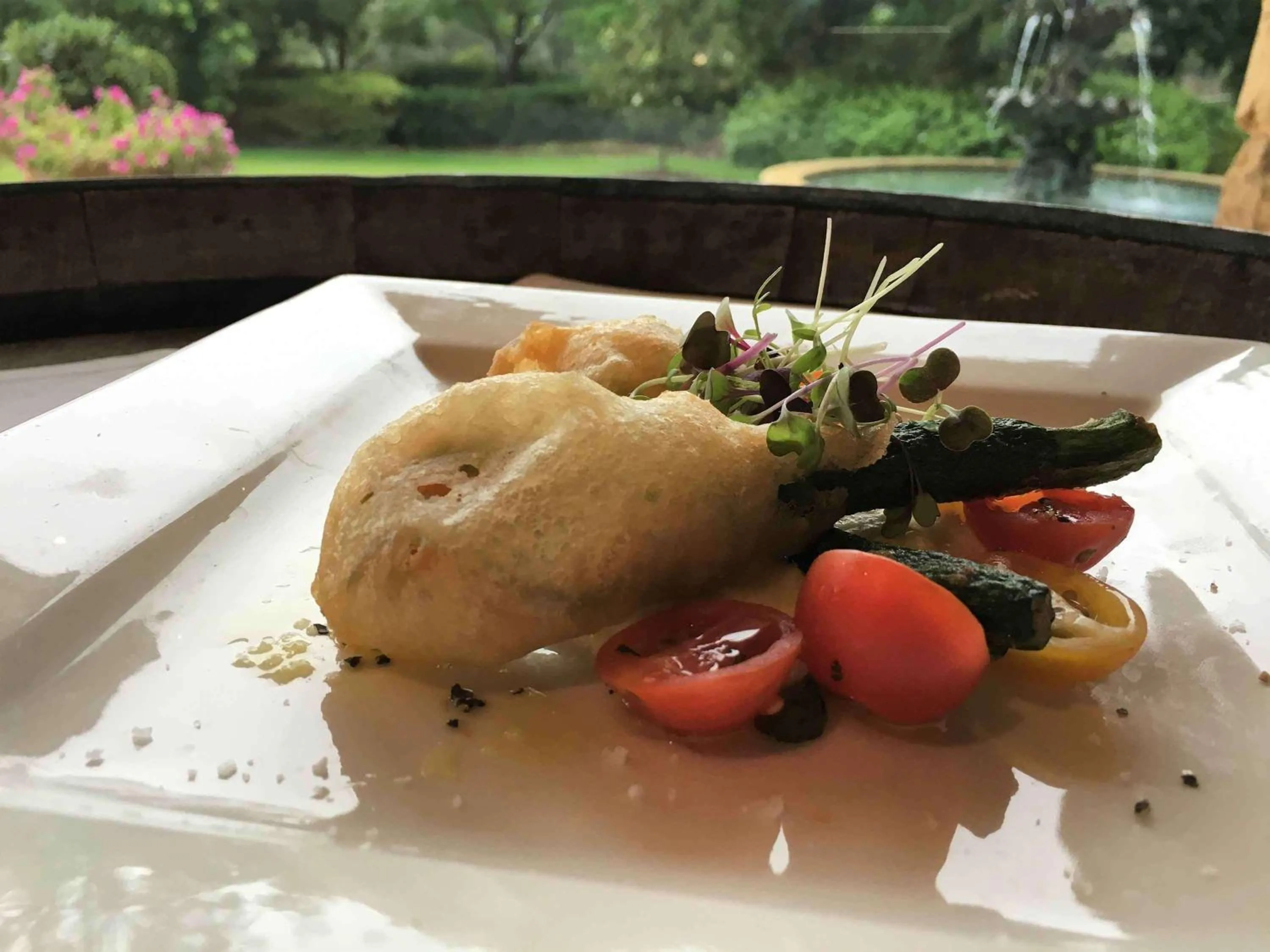 Restaurant/places to eat in Mercure Hunter Valley Gardens