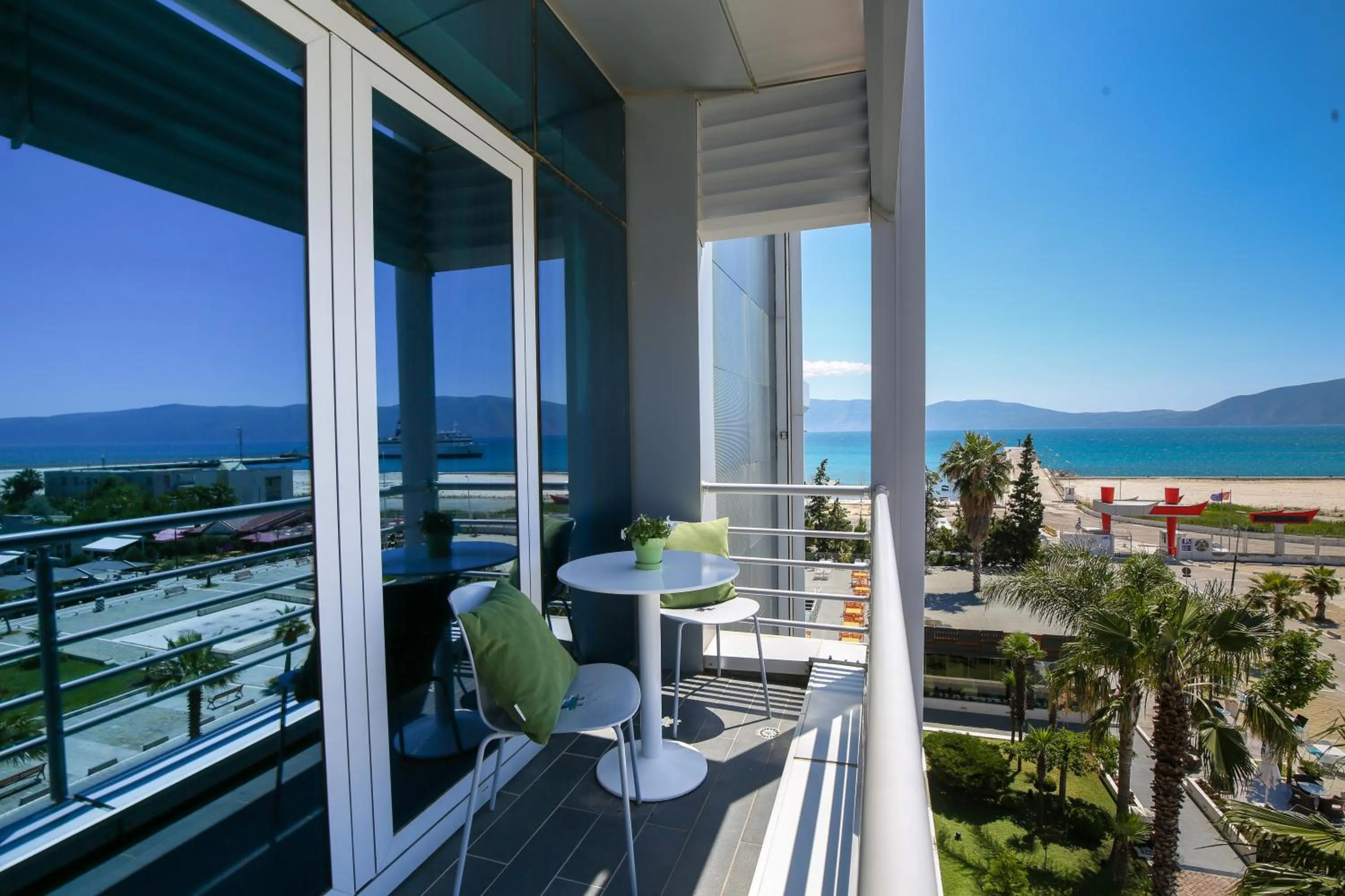 Balcony/Terrace in Hotel Vlora International