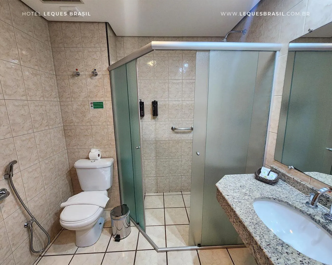 Leques Brasil Hotel Escola