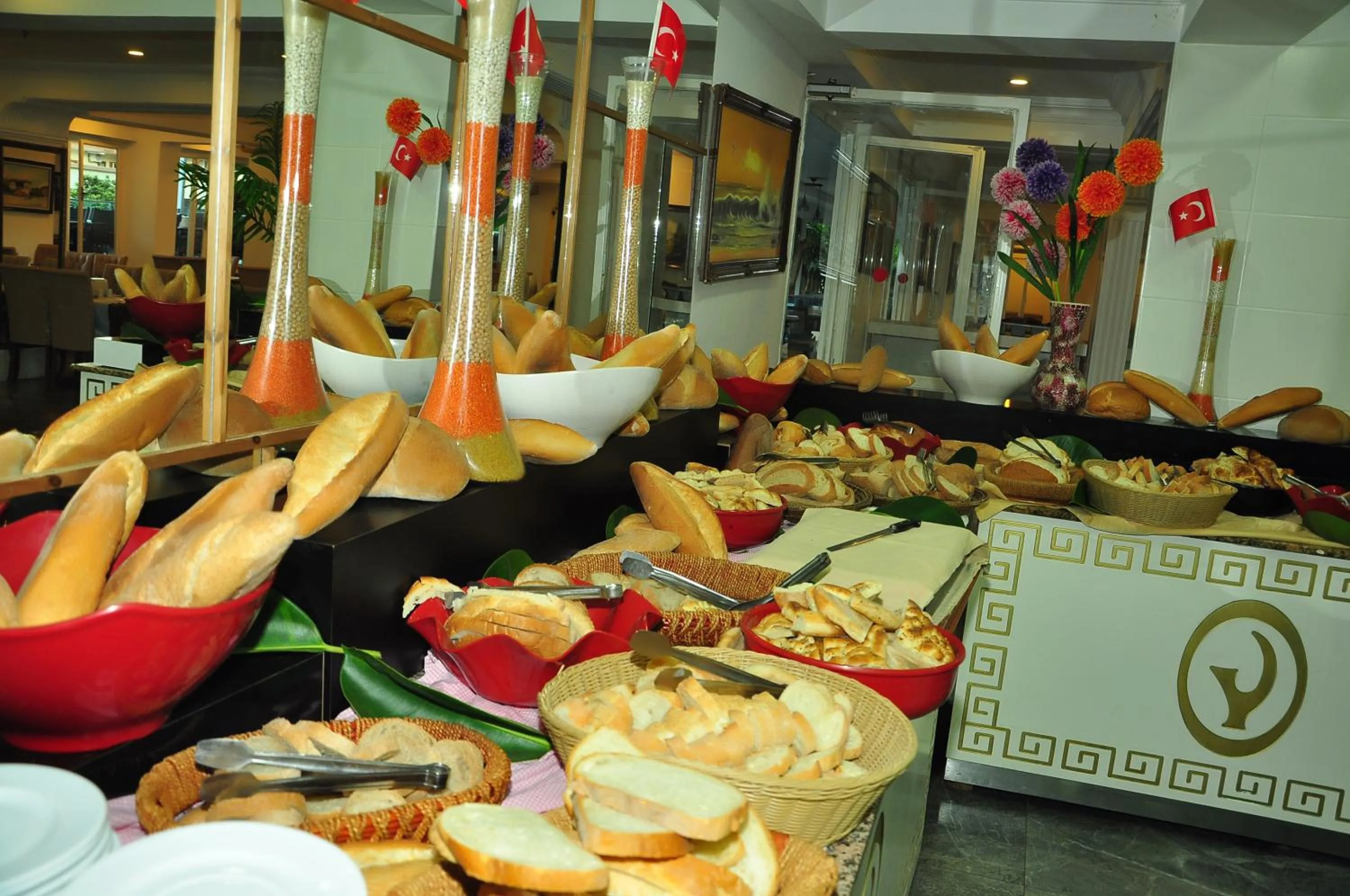 Restaurant/places to eat in Side Yeşilöz Hotel