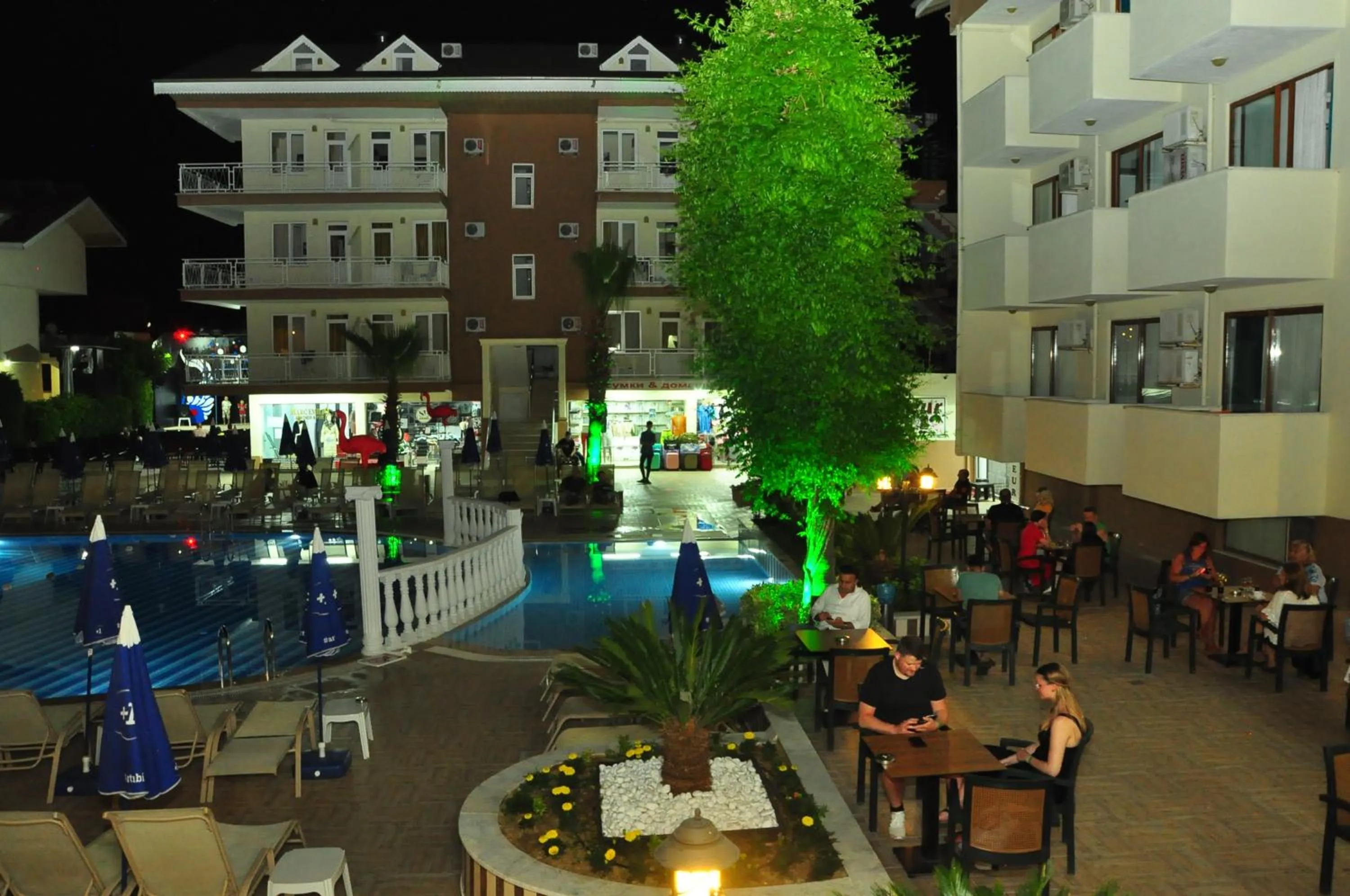 Patio in Side Yeşilöz Hotel