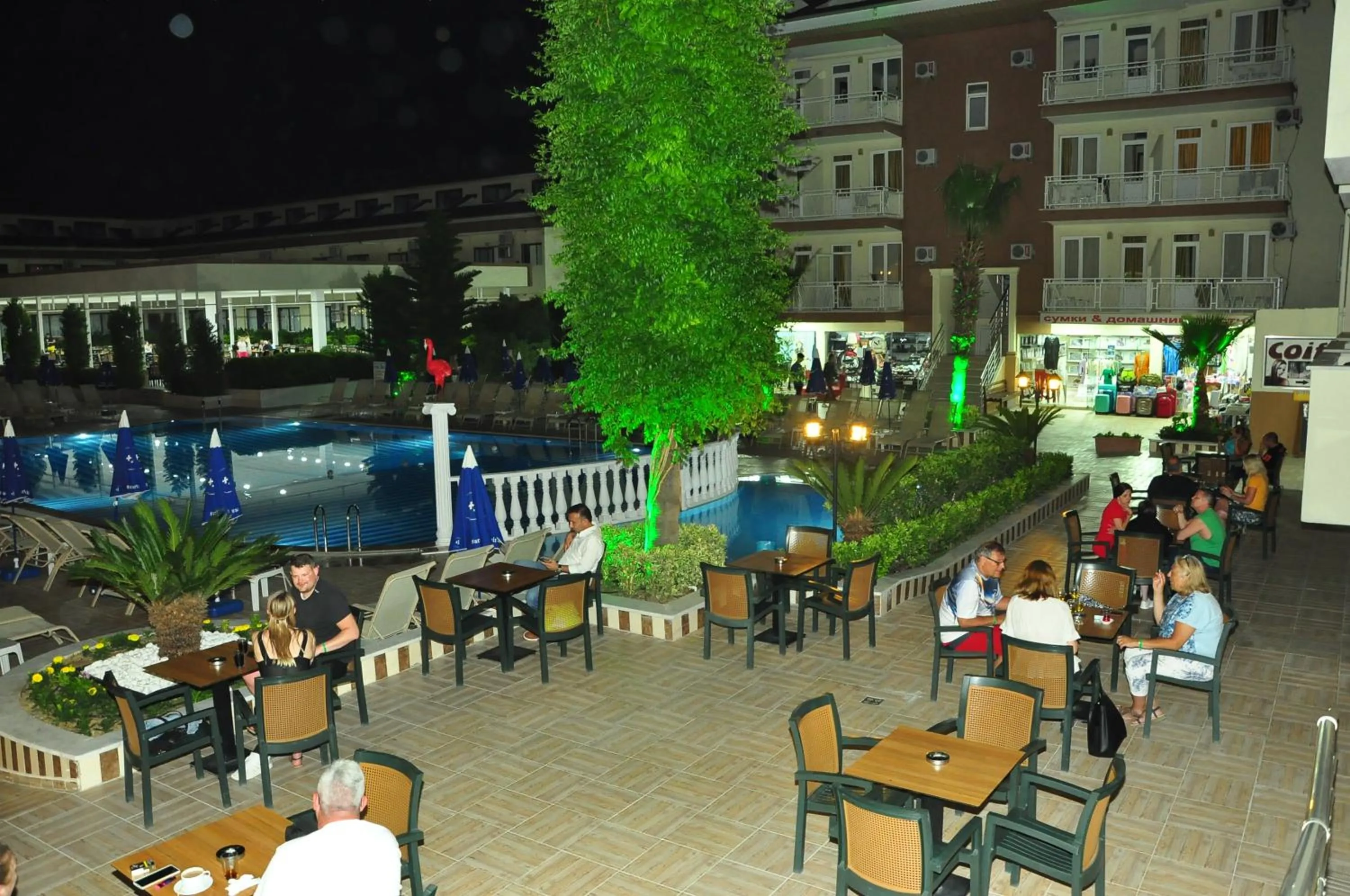 Patio in Side Yeşilöz Hotel