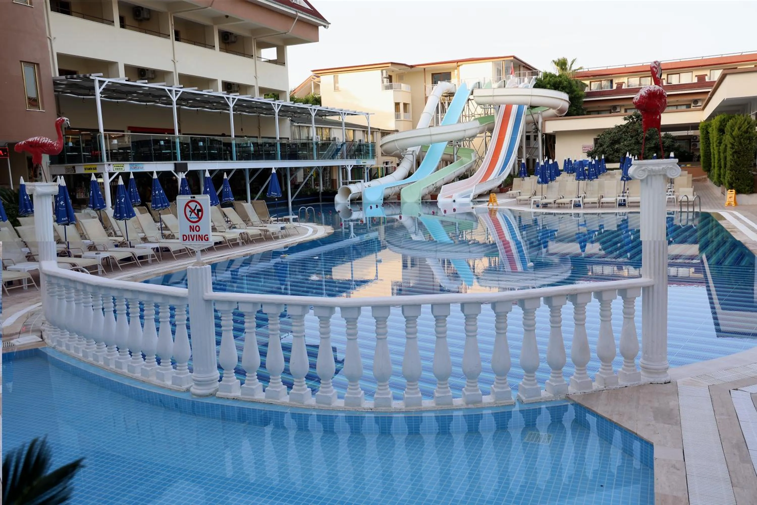Swimming pool in Side Yeşilöz Hotel