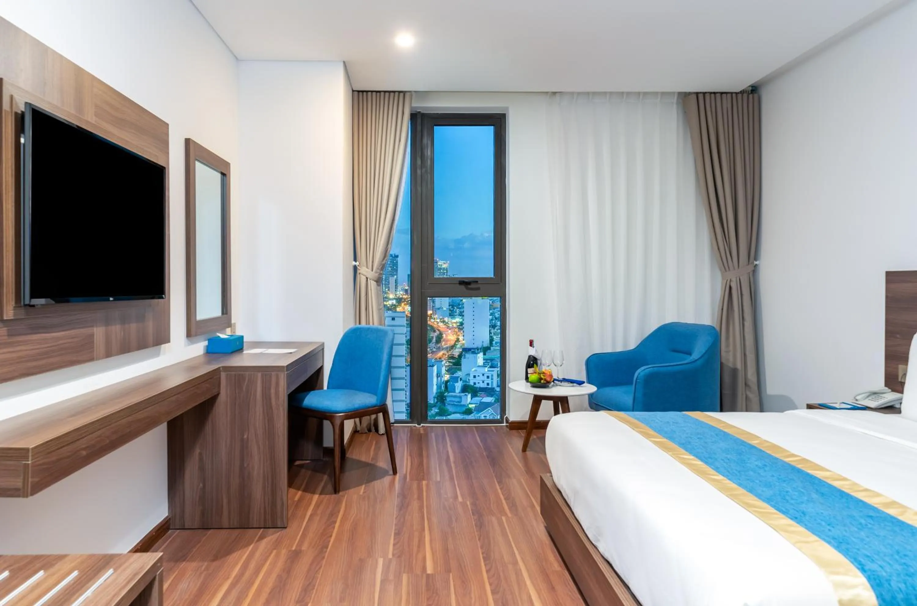 City view, Bed in Grand Gold Hotel