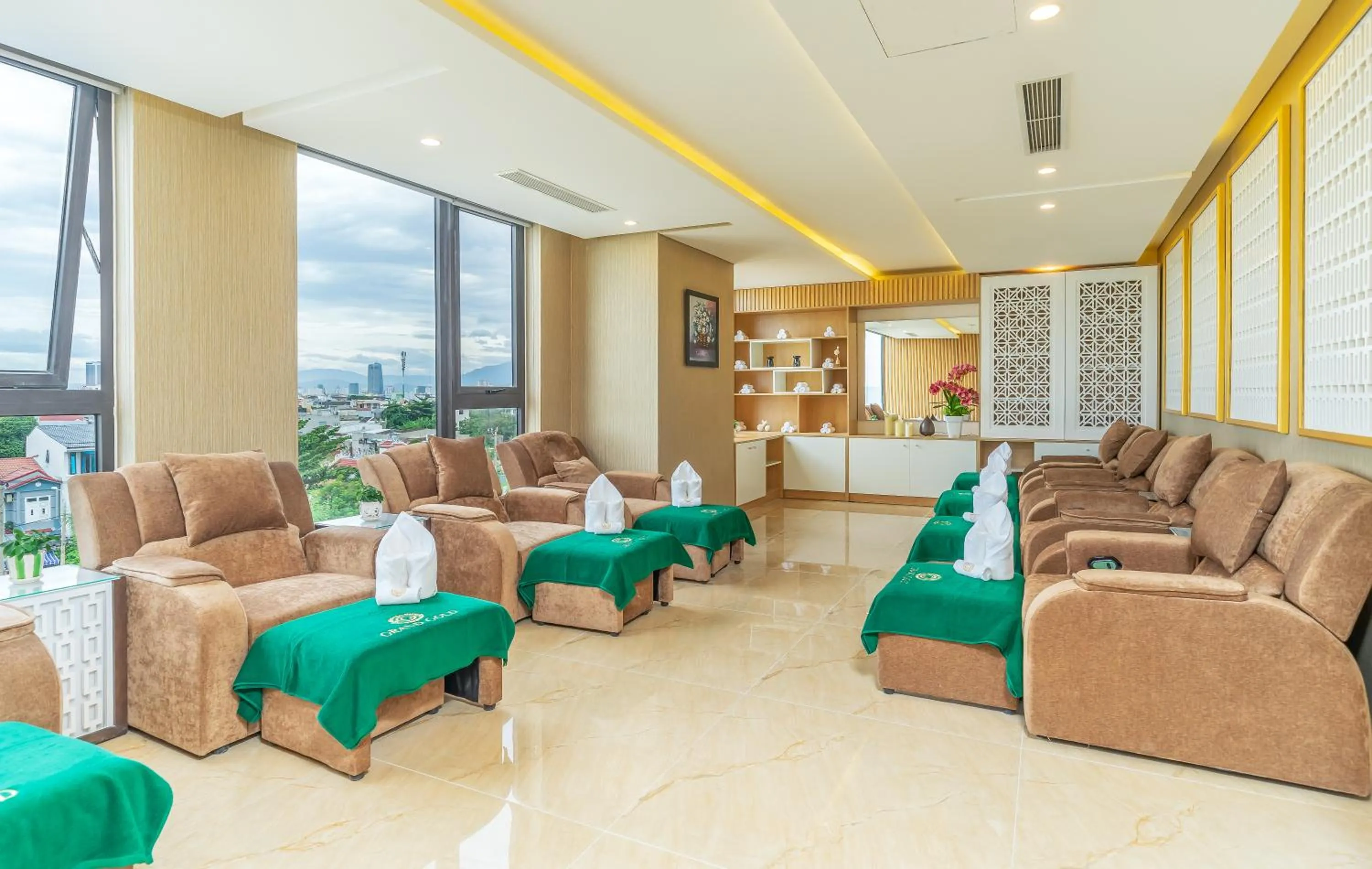 Spa and wellness centre/facilities in Grand Gold Hotel