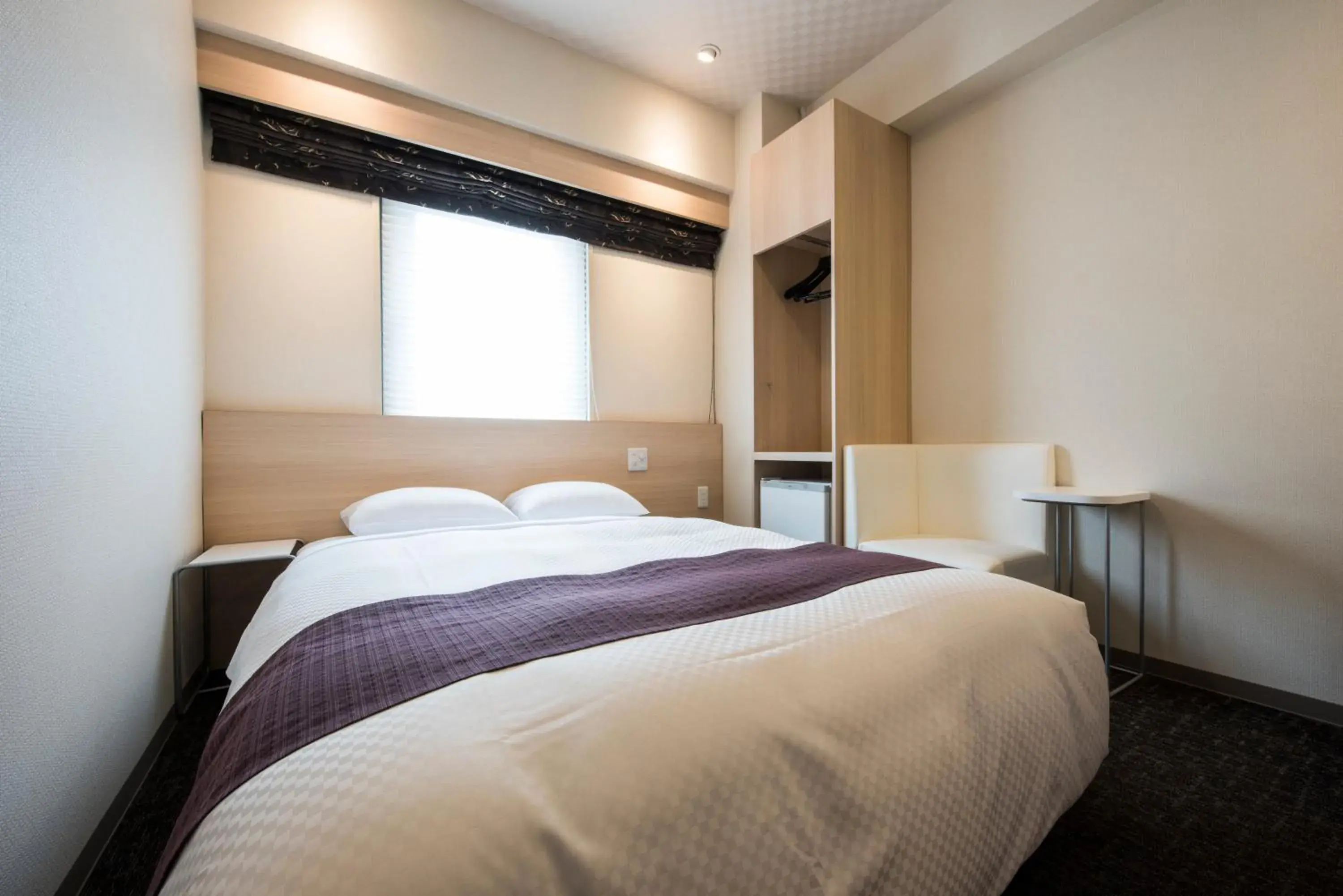 Moderate Double Room with Shower - single occupancy - Smoking in Nagasaki Bus Terminal Hotel Moderate Double Room with Shower - single occupancy - Smoking in Nagasaki Bus Terminal Hotel