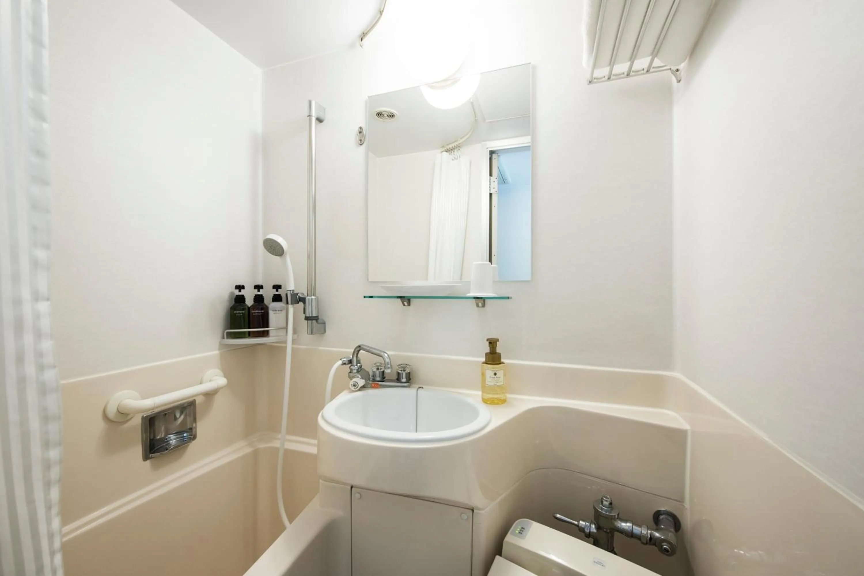 Photo of the whole room in Nagasaki Bus Terminal Hotel