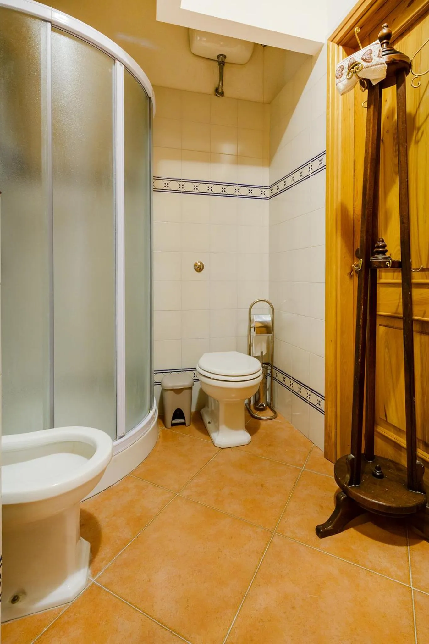 Shower in B&B Al Mare Sorrento