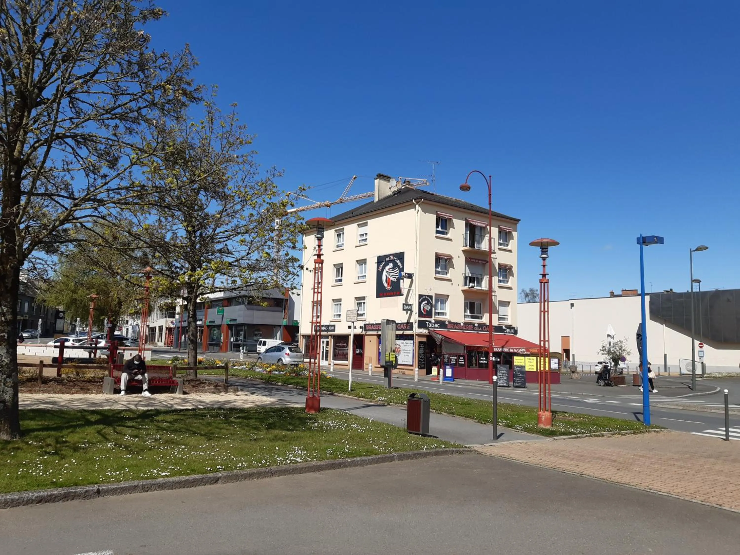 Property building in Hotel de Bretagne