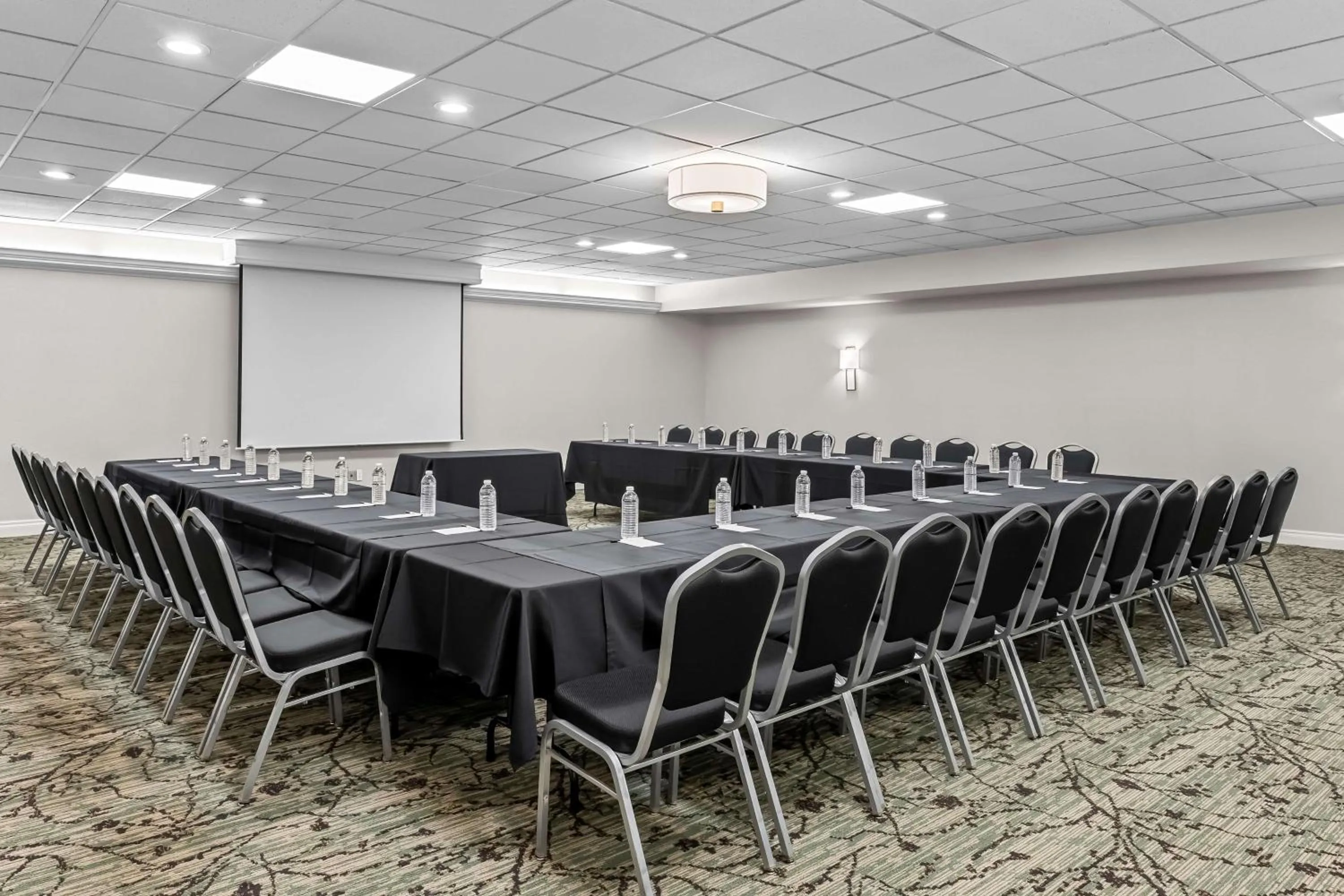 Meeting/conference room in Best Western Plus Puyallup Hotel