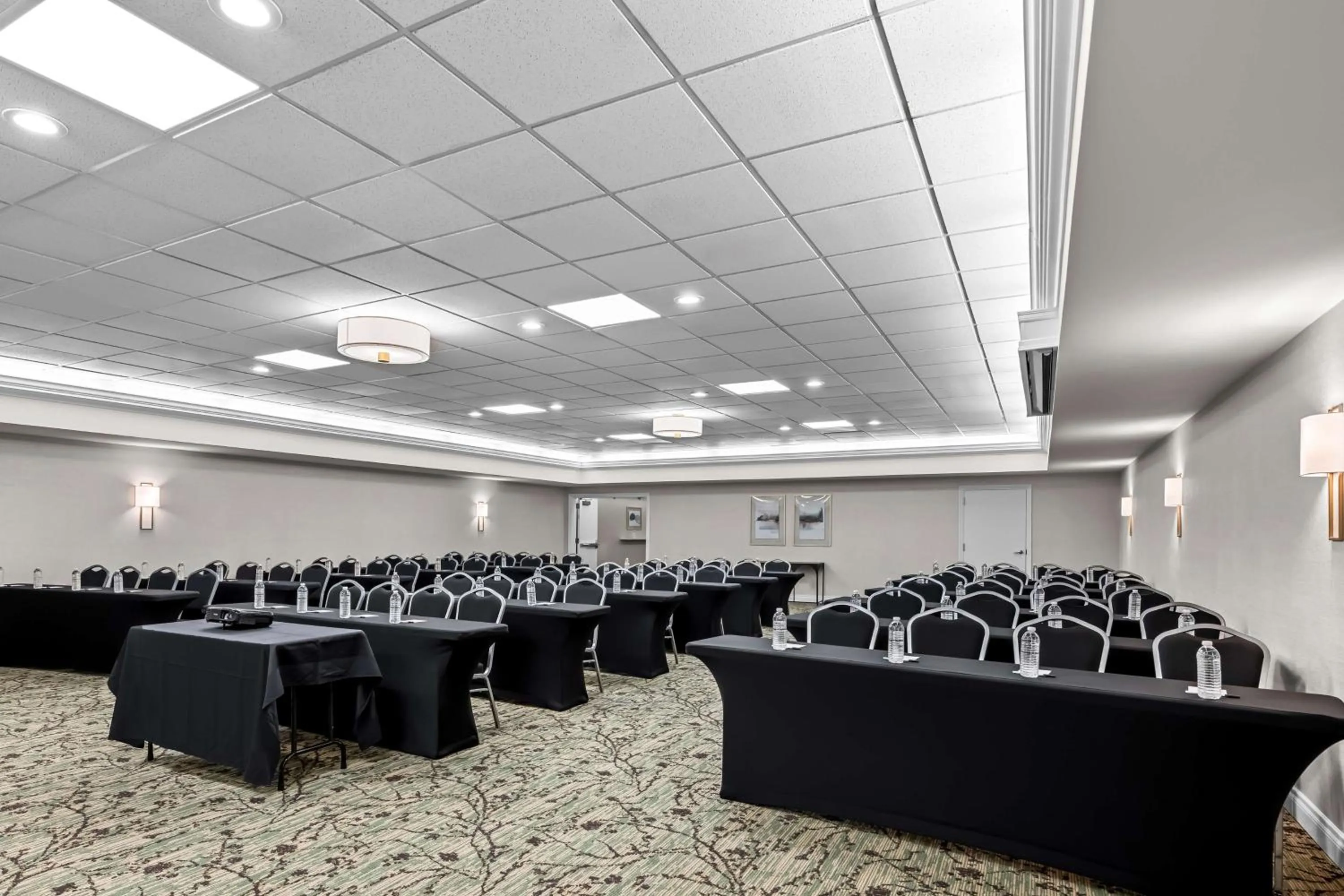 Meeting/conference room in Best Western Plus Puyallup Hotel