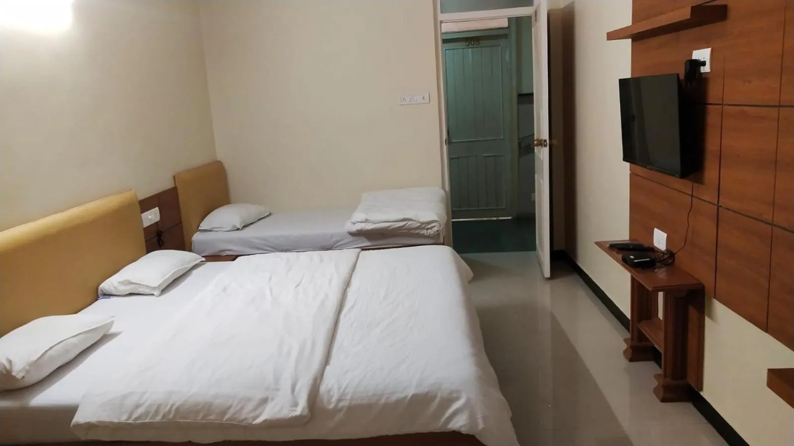 Bed in Hotel Vaishali