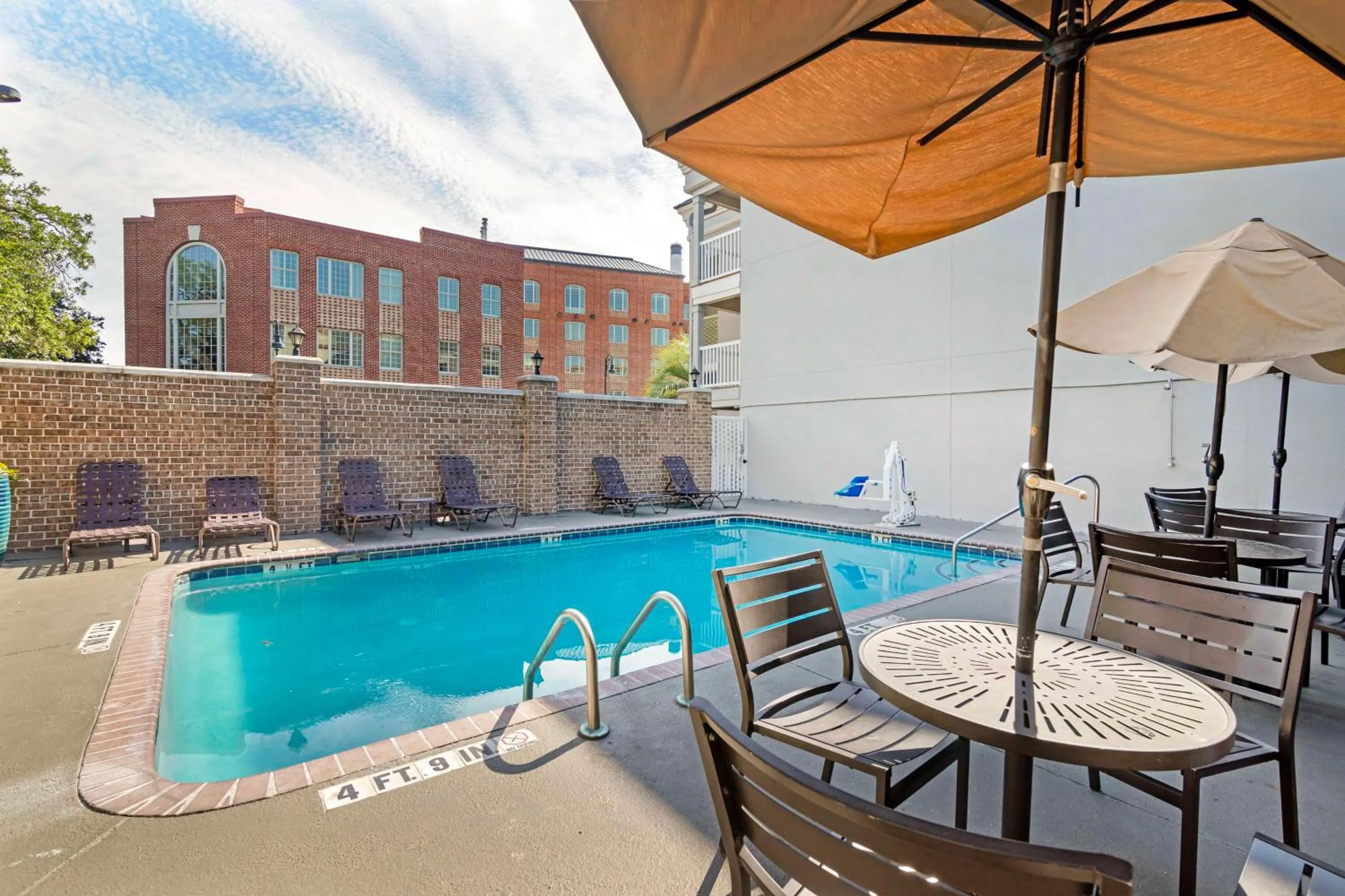 Pool view in Best Western Savannah Historic District