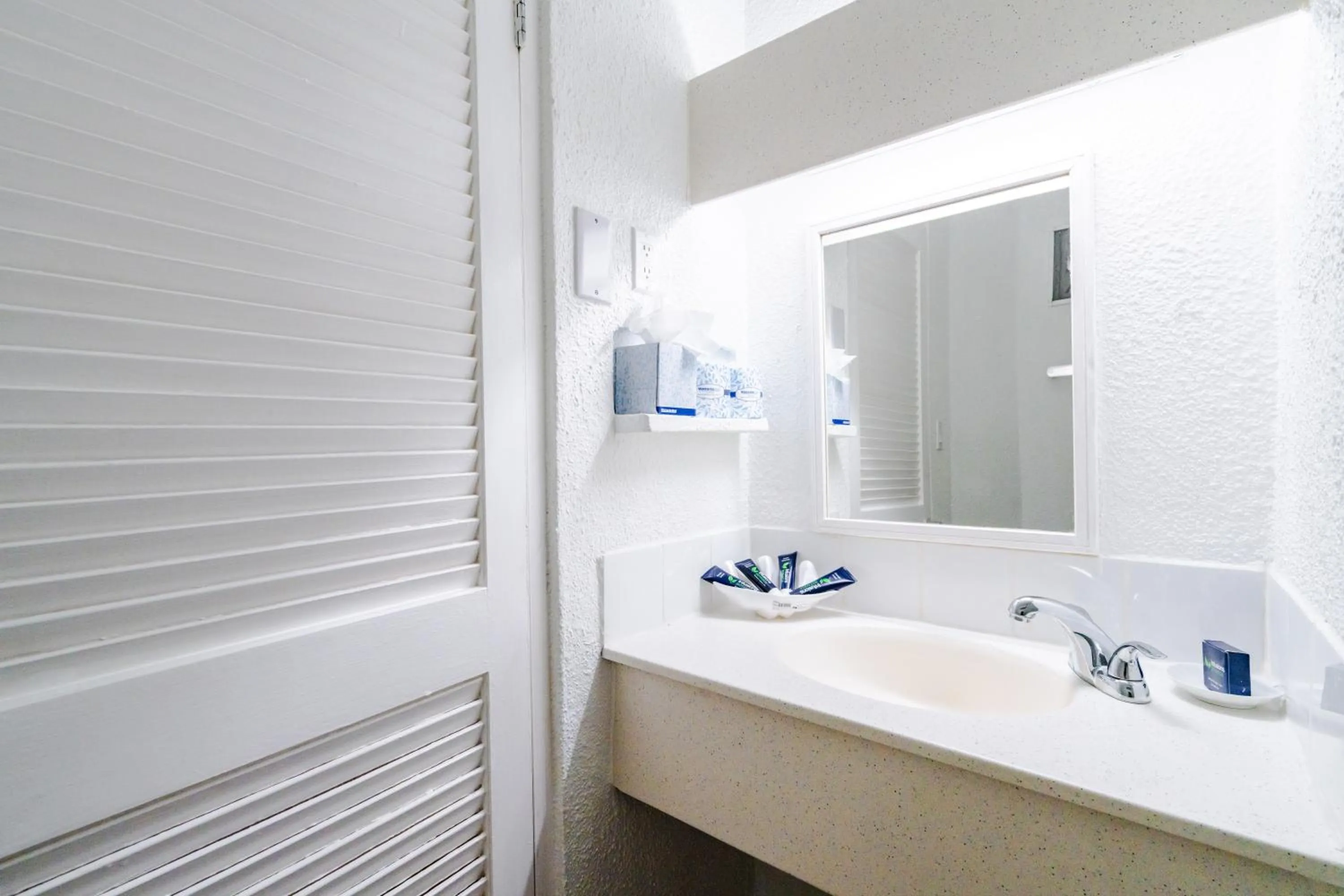 Bathroom in Jolly Beach Antigua - All Inclusive