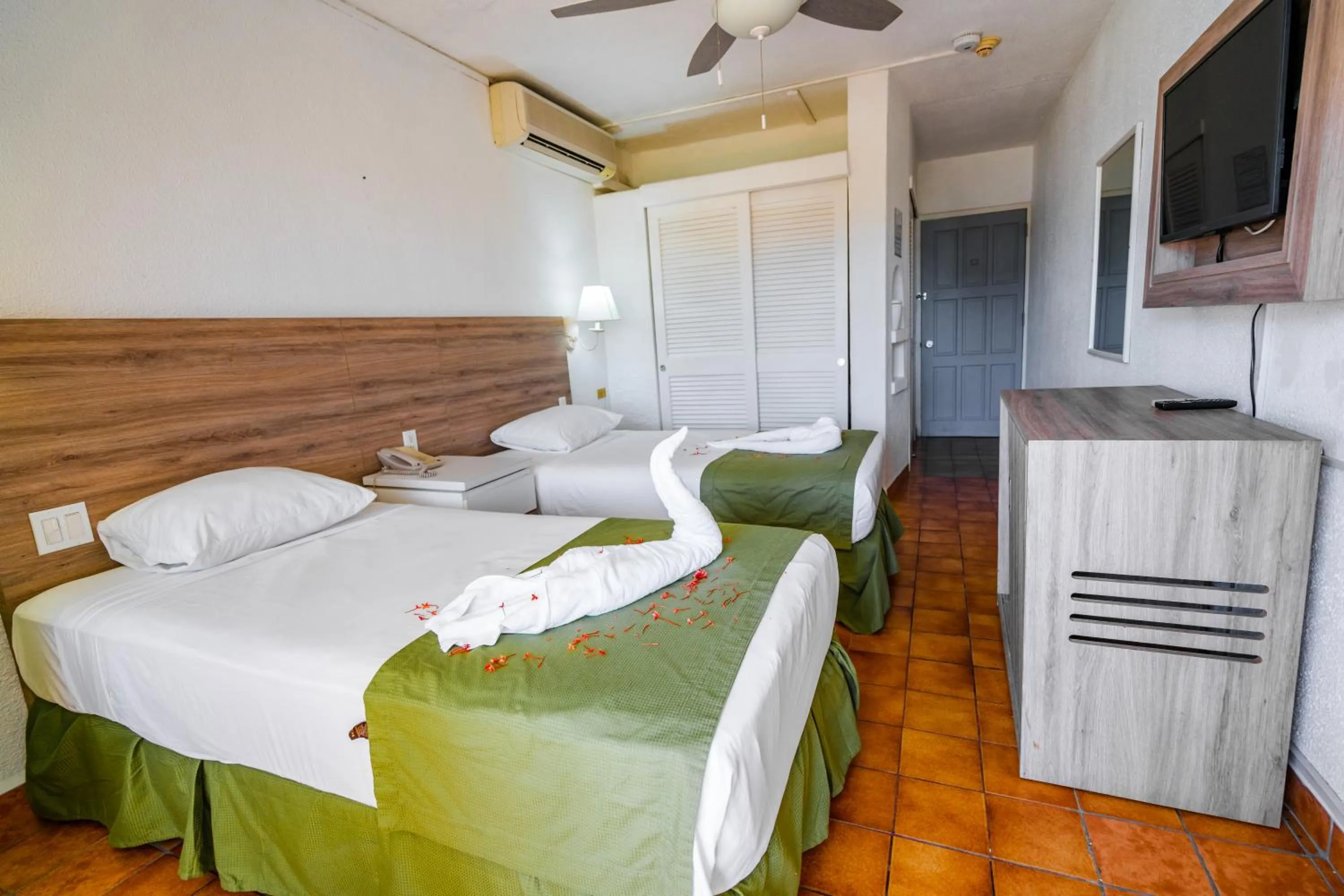 Bedroom, Bed in Jolly Beach Antigua - All Inclusive