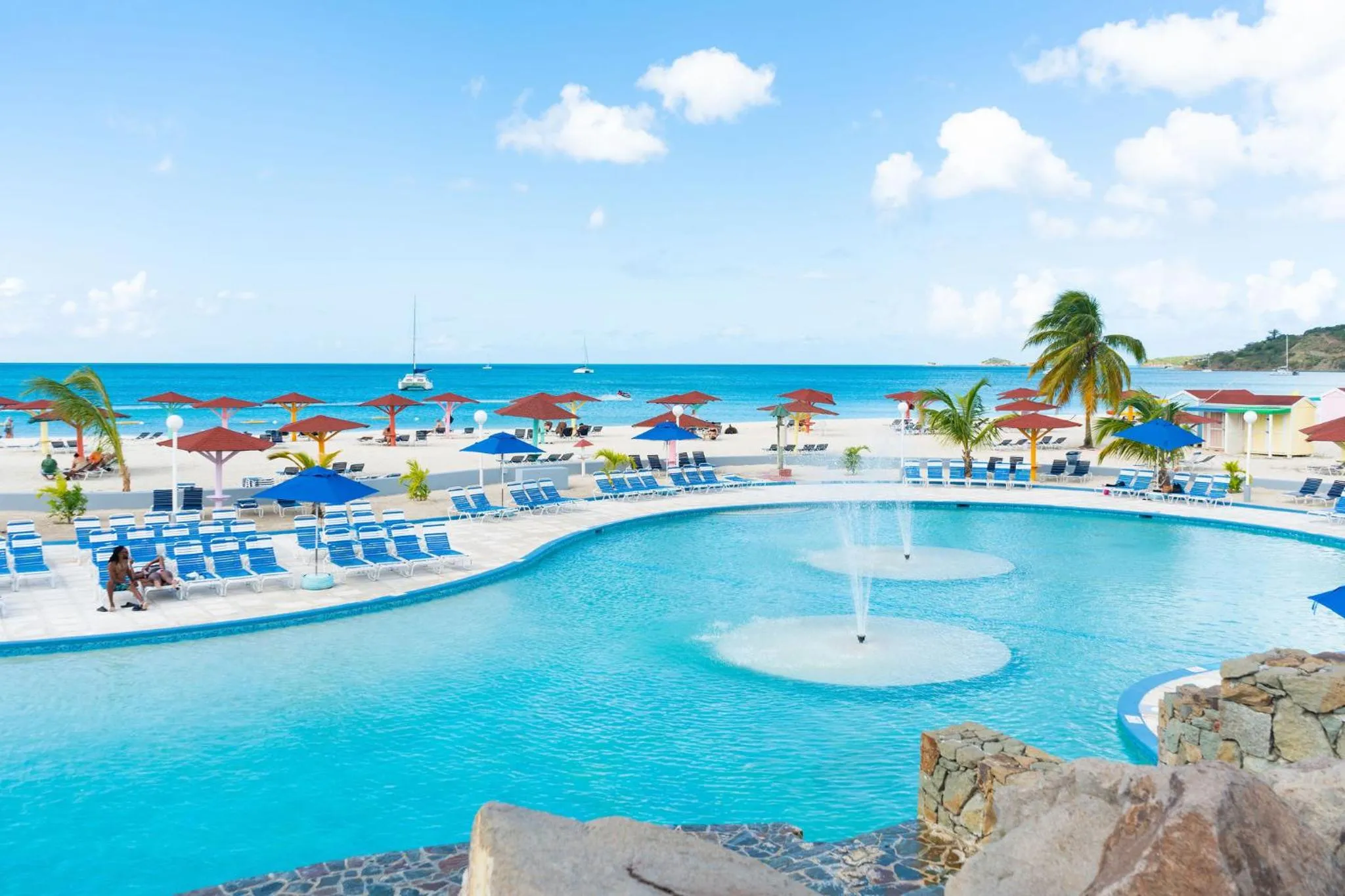 Swimming pool in Jolly Beach Antigua - All Inclusive
