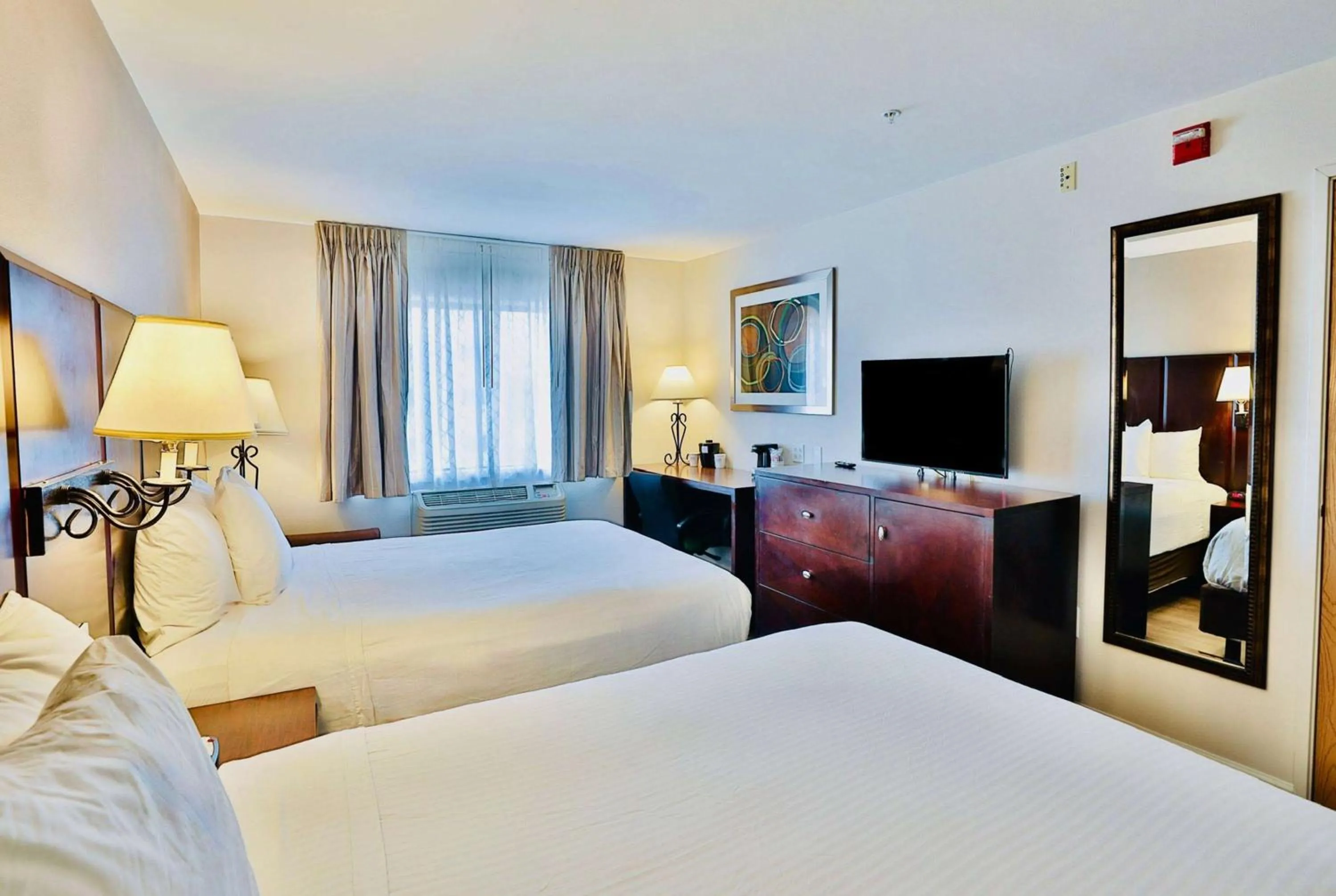 Photo of the whole room, Bed in Baymont by Wyndham Tucson Airport