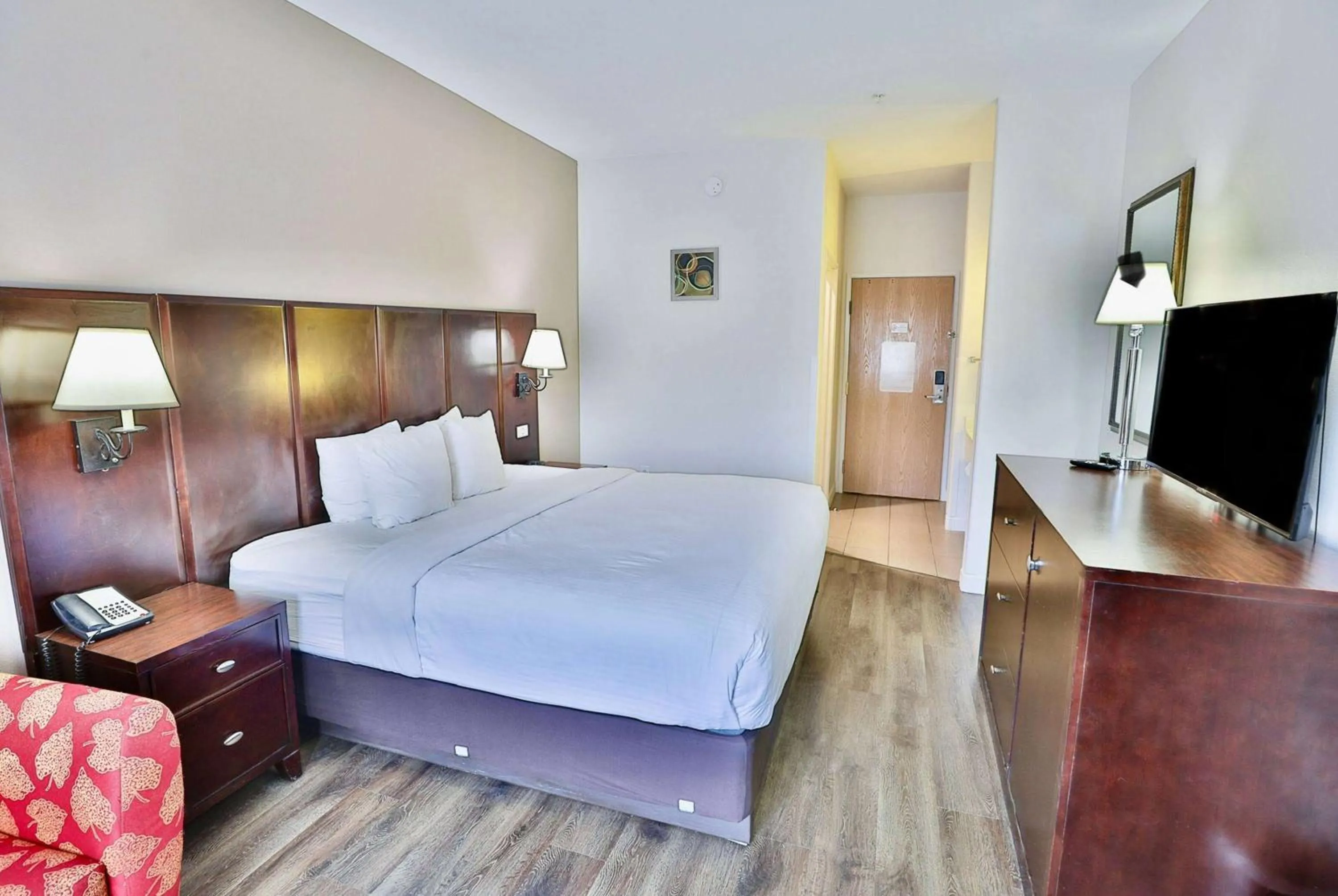 Photo of the whole room, Bed in Baymont by Wyndham Tucson Airport