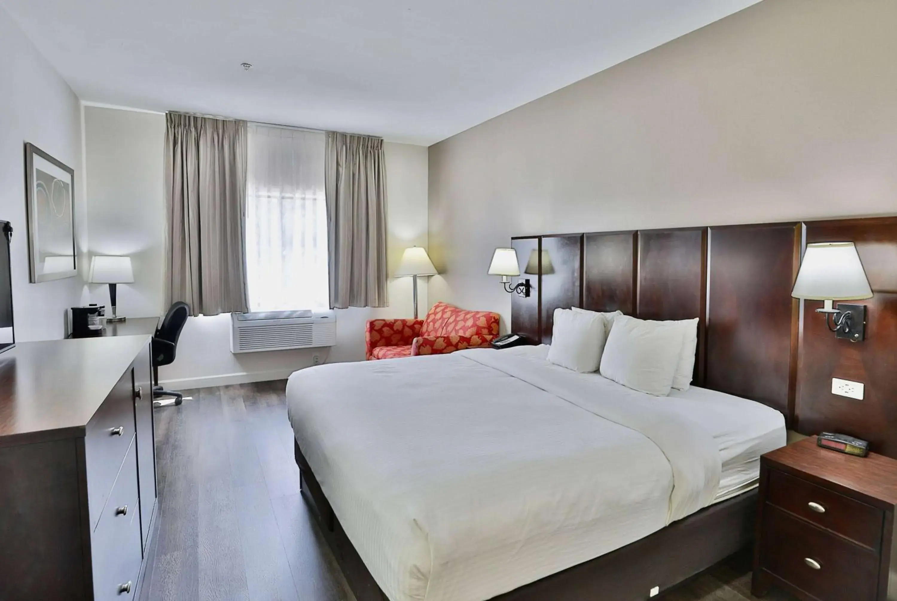 King Room - Non-Smoking in Baymont by Wyndham Tucson Airport King Room - Non-Smoking in Baymont by Wyndham Tucson Airport