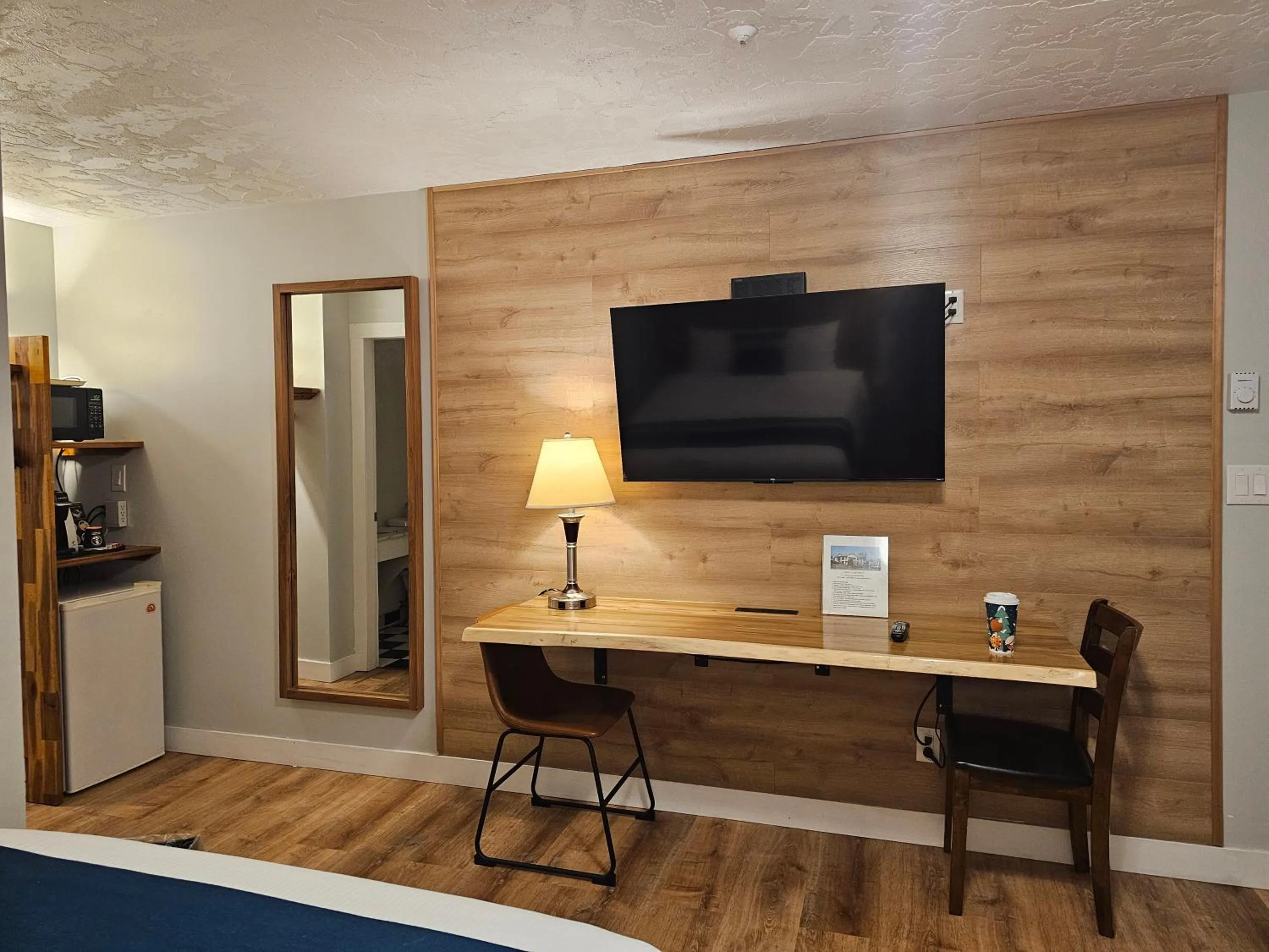 TV and multimedia in Harbour Light Motel