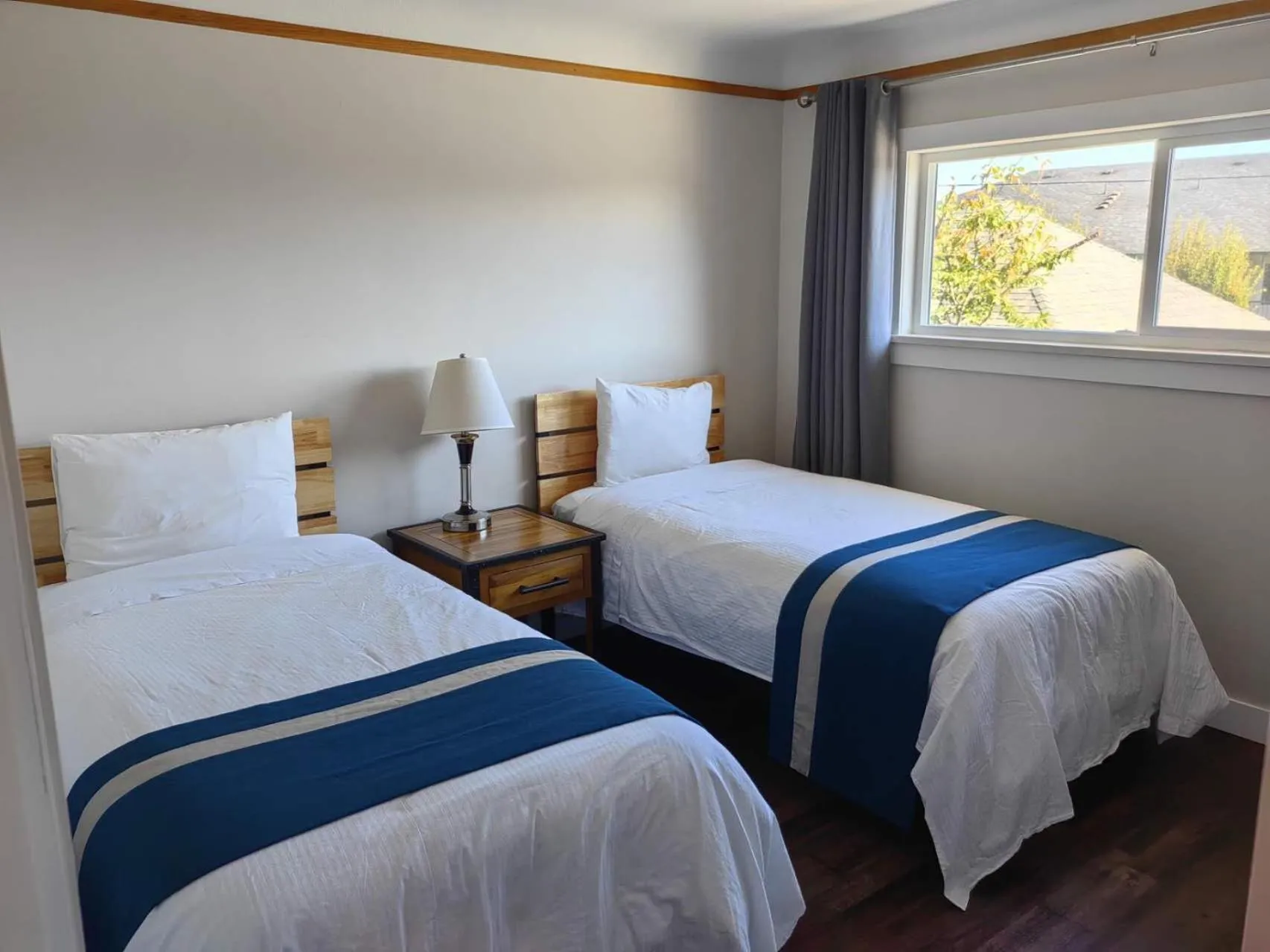 Bedroom, Bed in Harbour Light Motel