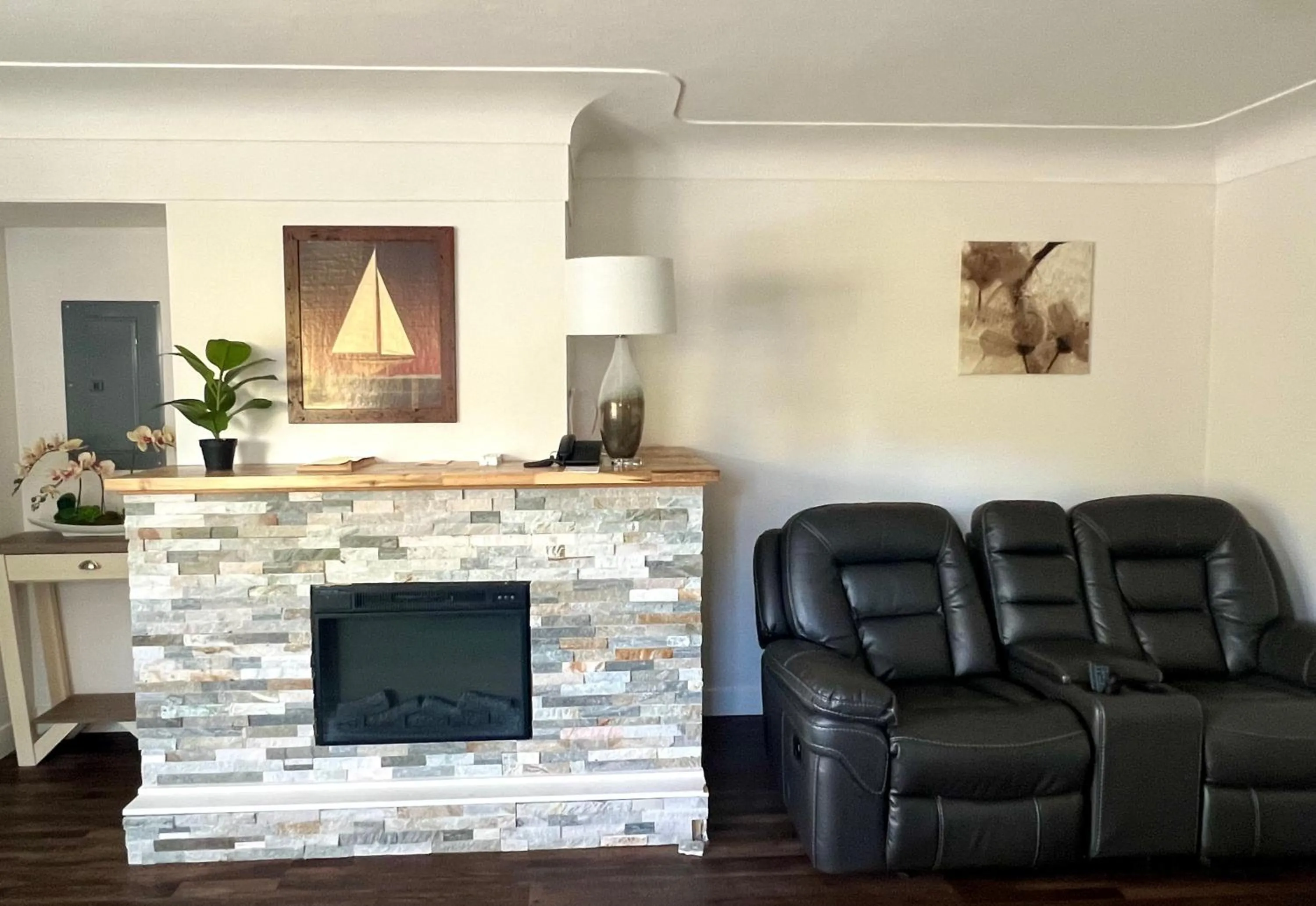 TV and multimedia in Harbour Light Motel