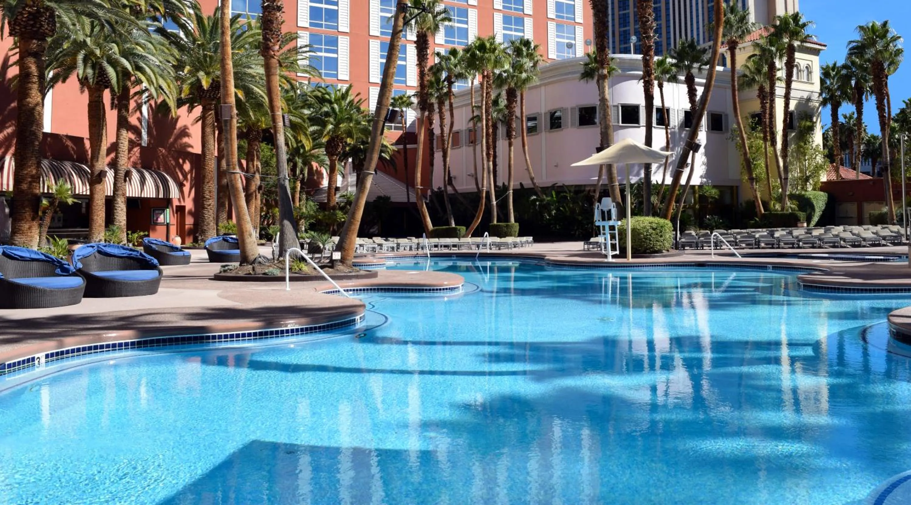 Swimming pool in Treasure Island - TI Las Vegas Hotel & Casino