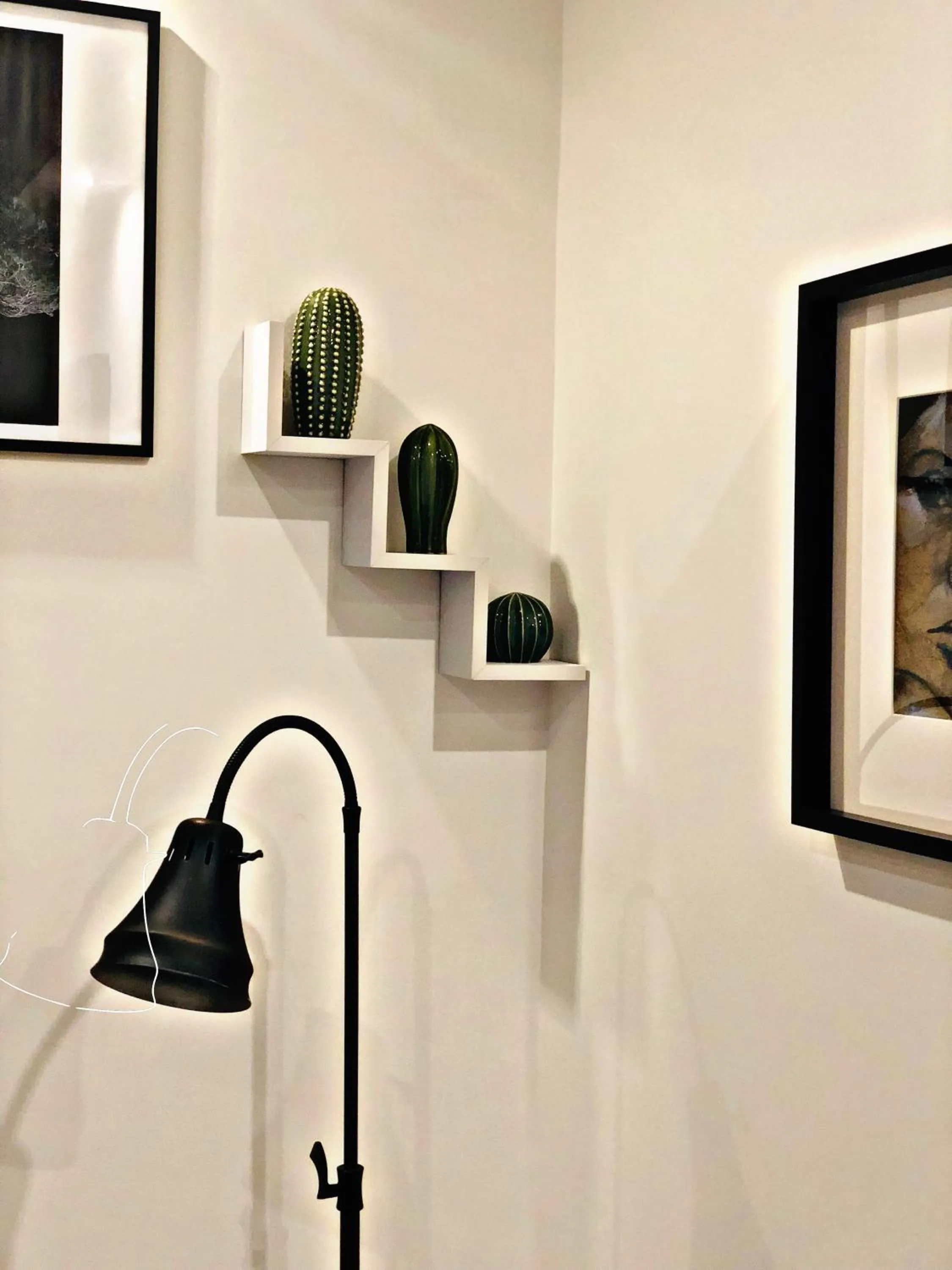 Communal lounge/ TV room in Il BorGhetto Guest House