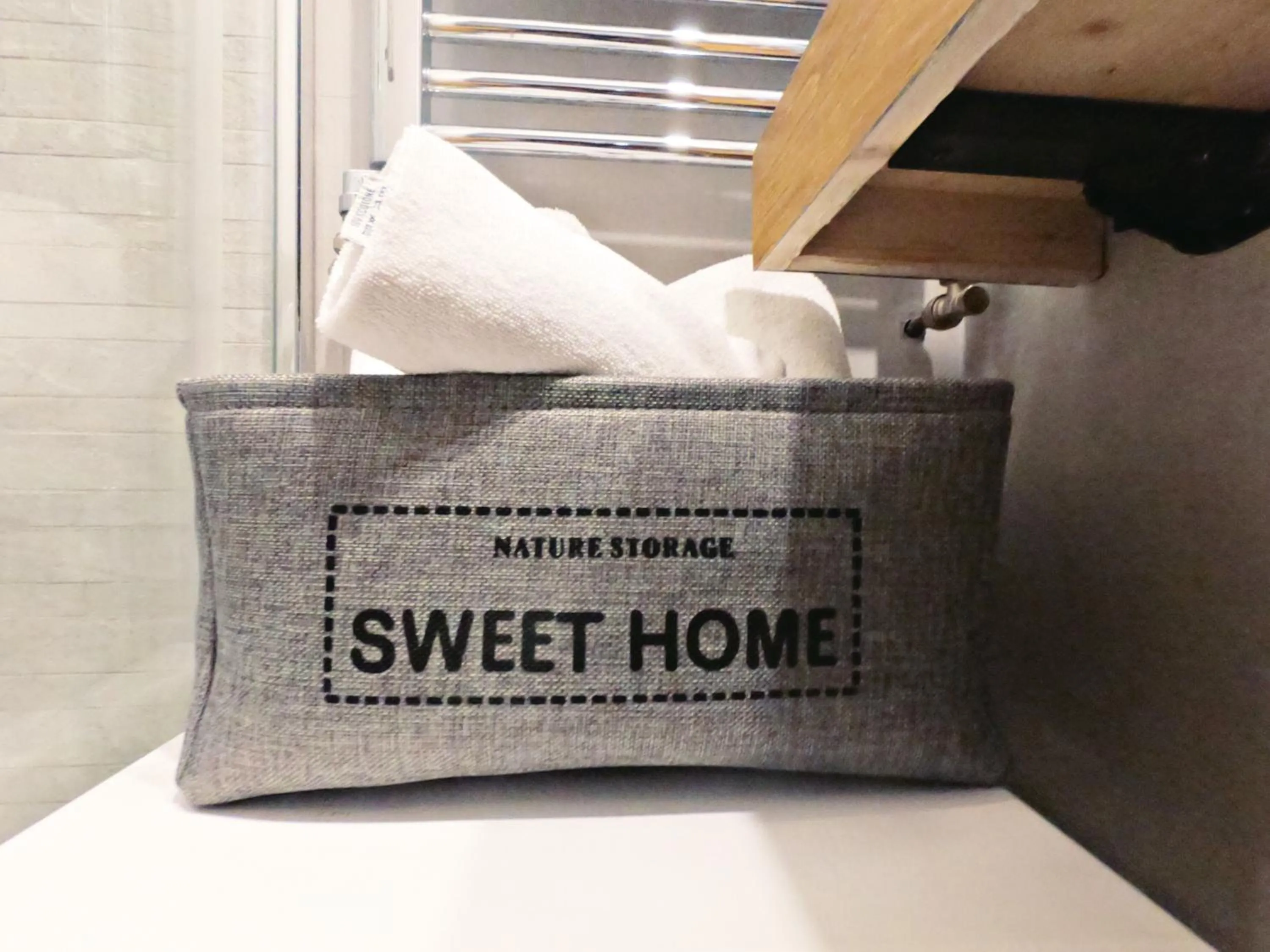 Bathroom, Bed in Il BorGhetto Guest House