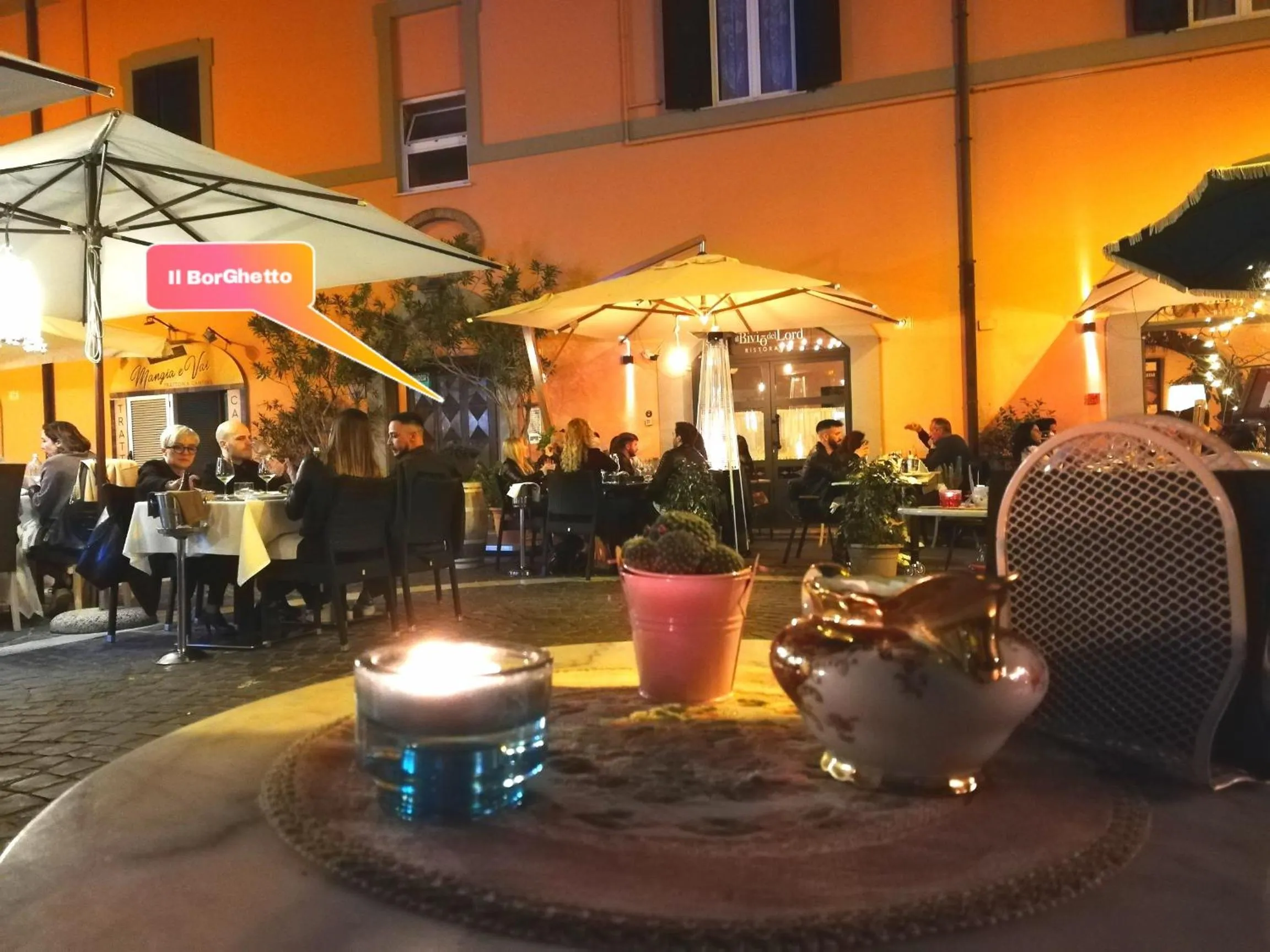 Restaurant/places to eat in Il BorGhetto Guest House