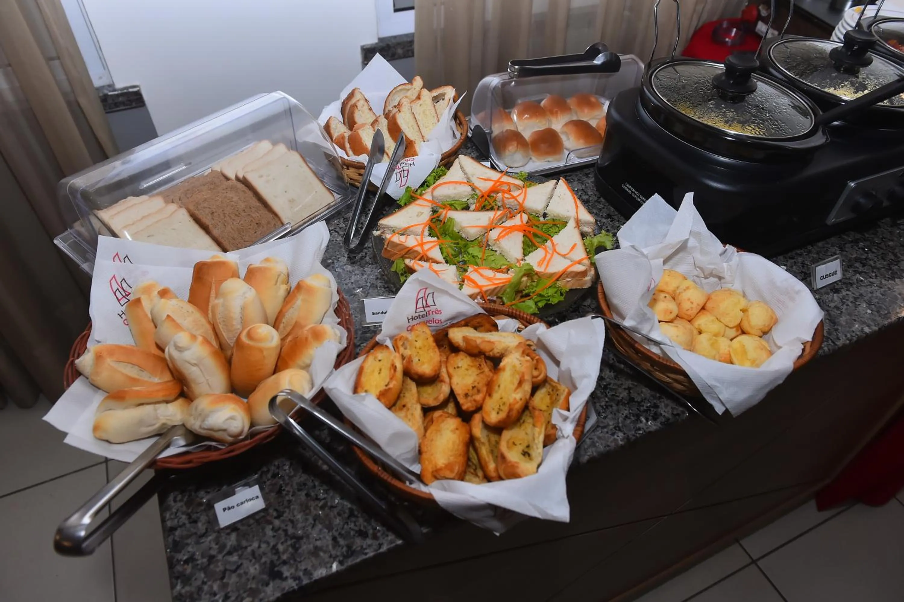 Breakfast in Hotel Três Caravelas