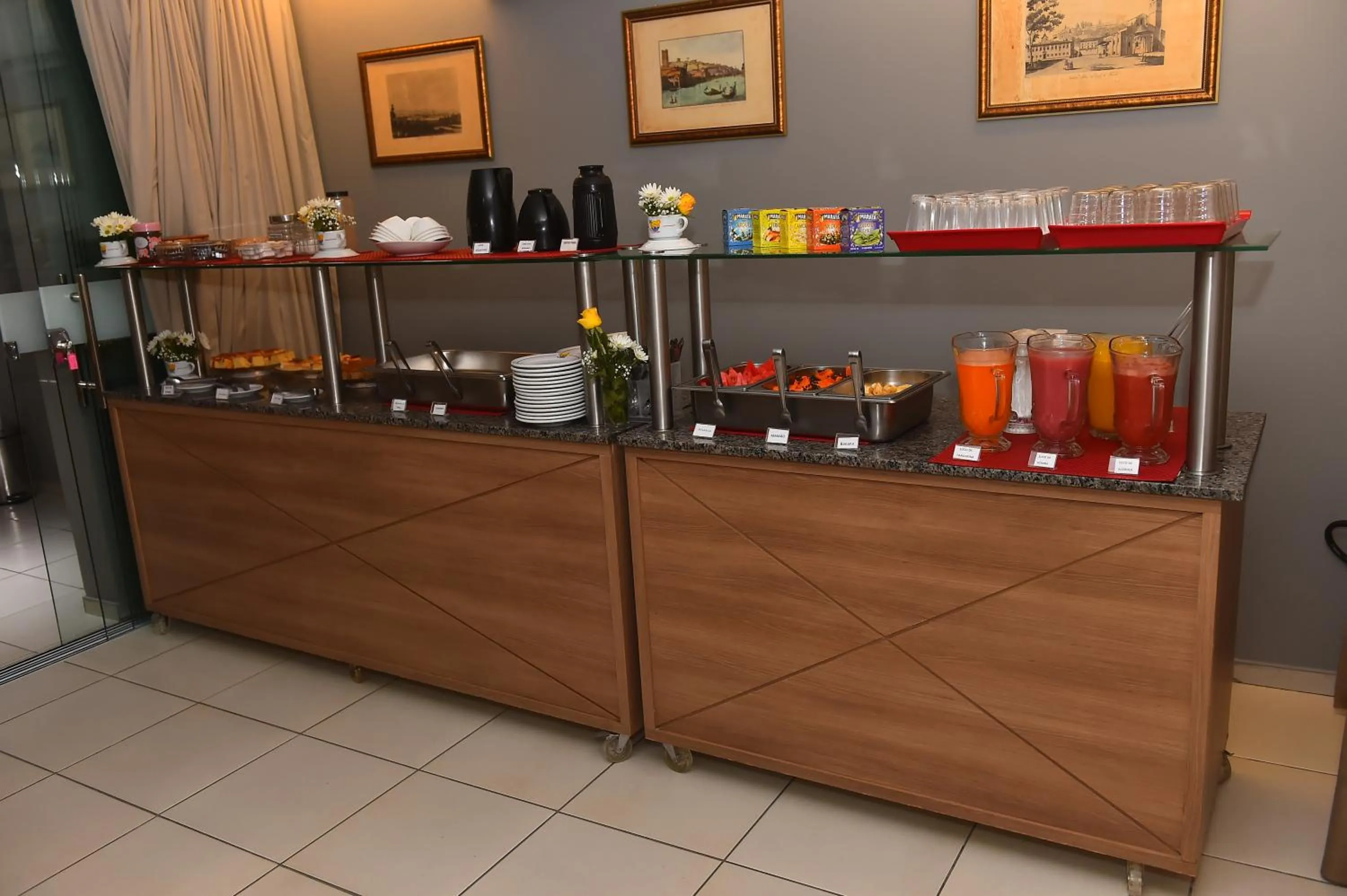 Breakfast in Hotel Três Caravelas