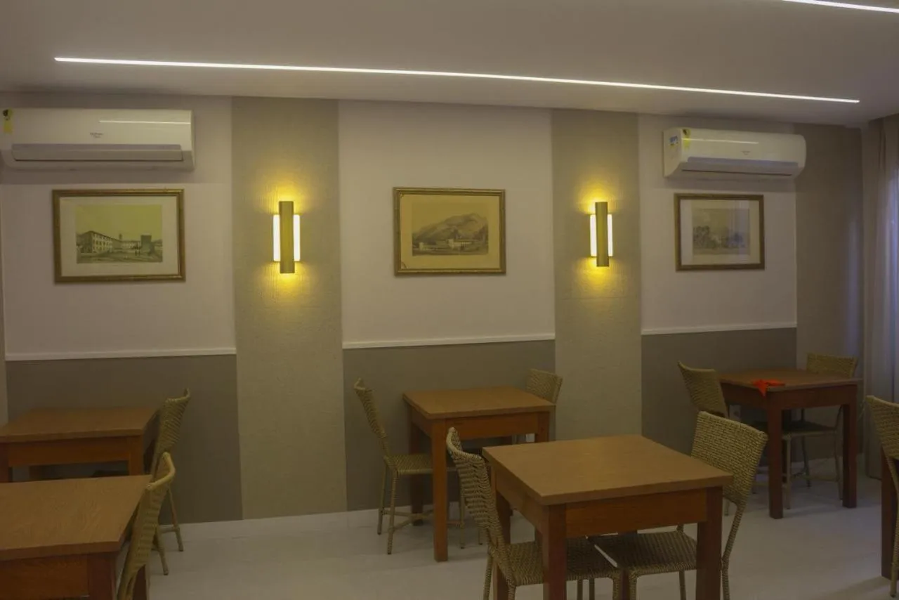 Hotel Três Caravelas