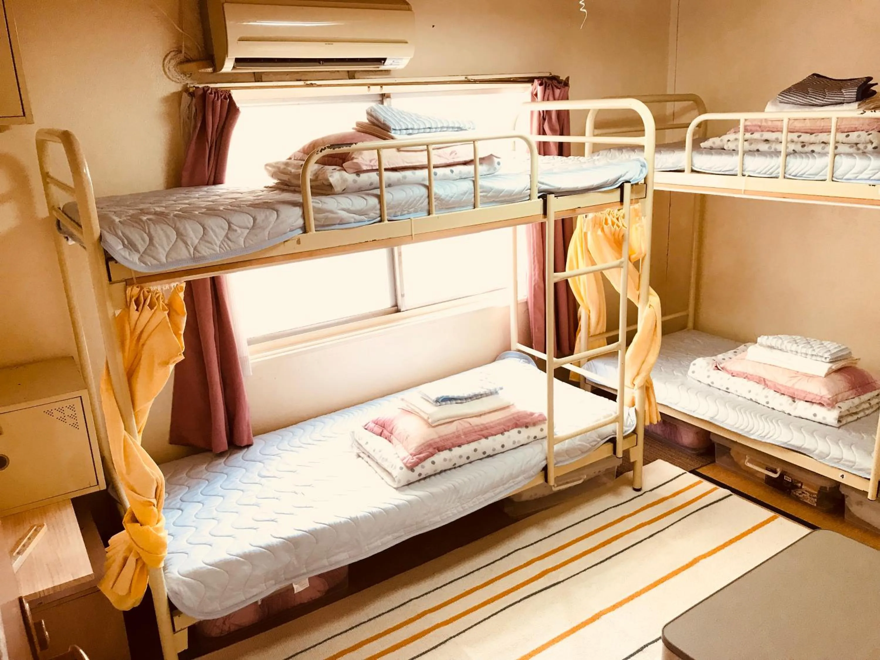 bunk bed, Bed in IM guest house